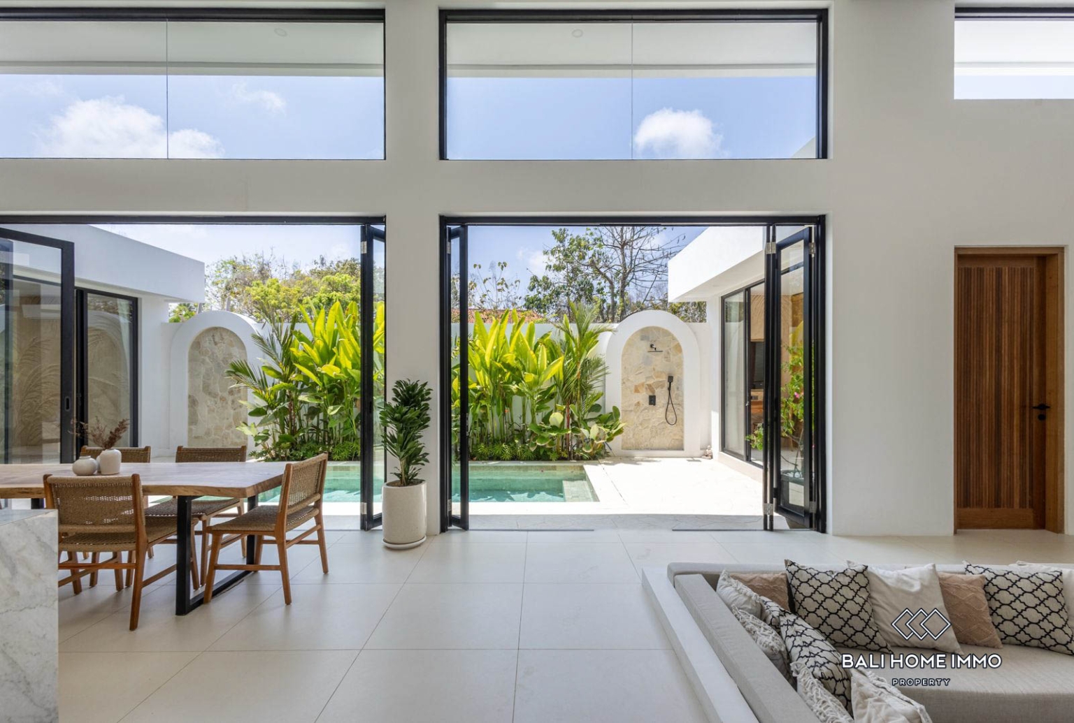 VILLA MODERNE DE 2 CHAMBRES SUR PLAN À VENDRE EN LOCATION À UNGASAN PRÈS DE LA PLAGE DE MELASTI view 5