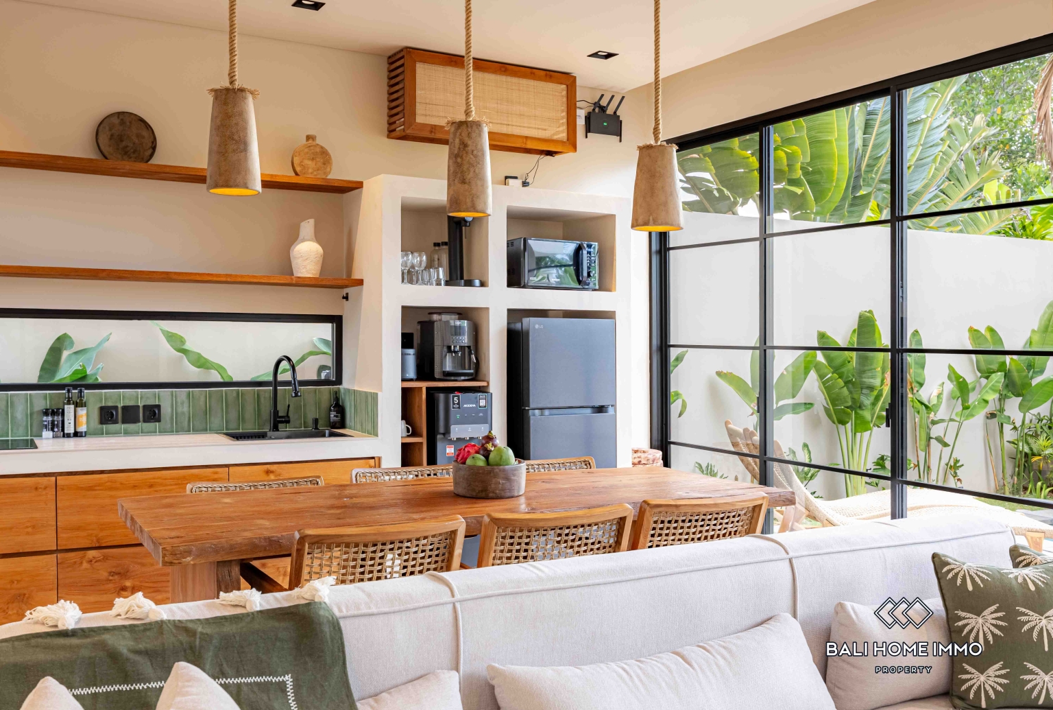 Villa modern 2 kamar off-plan berpemandangan sawah dijual di Kedungu. view 7