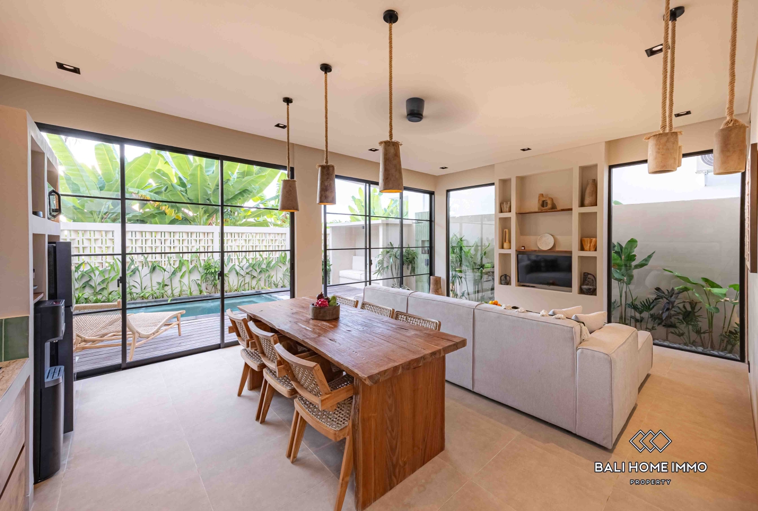 Villa modern 2 kamar off-plan berpemandangan sawah dijual di Kedungu. view 8