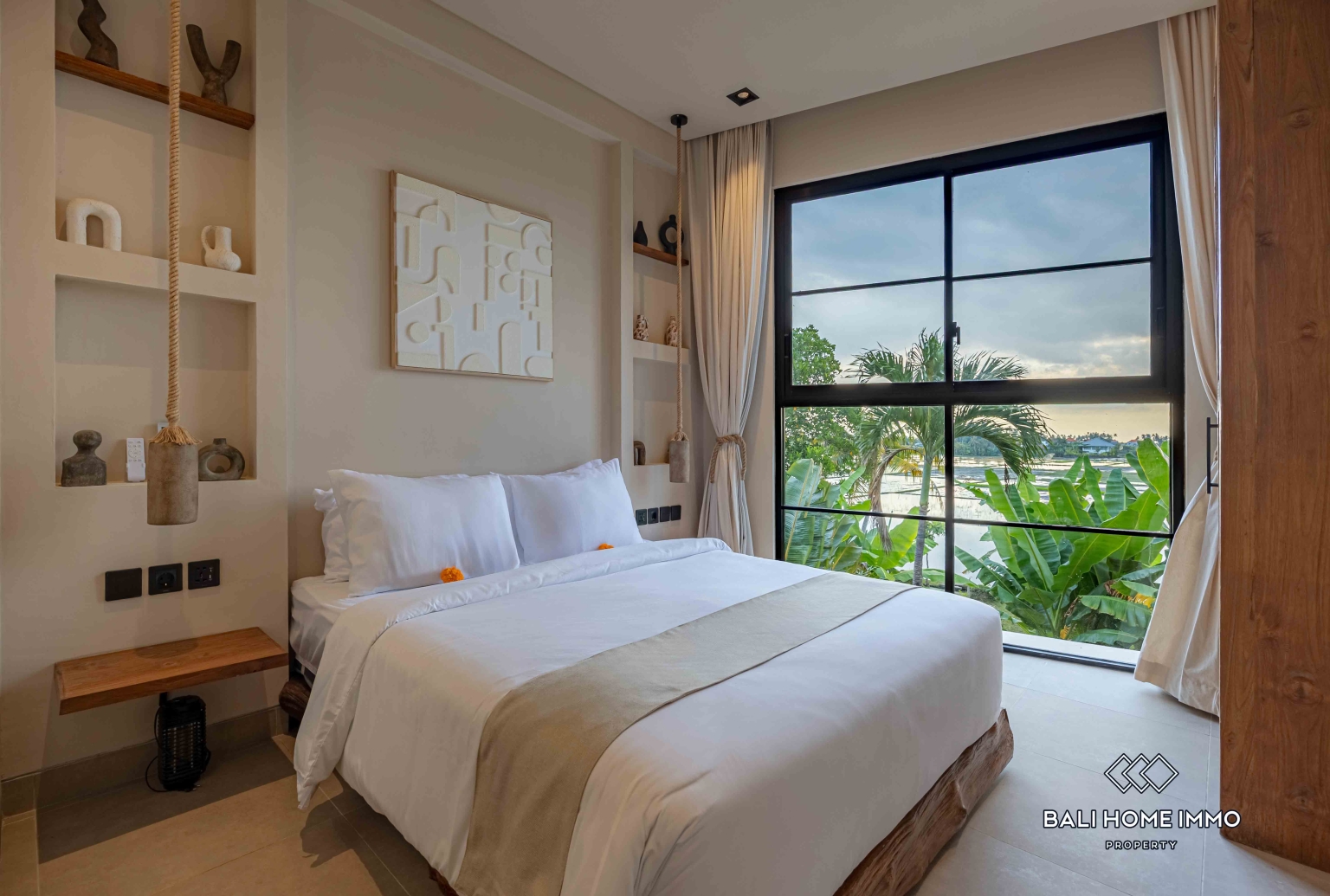 Villa modern 2 kamar off-plan berpemandangan sawah dijual di Kedungu. view 13