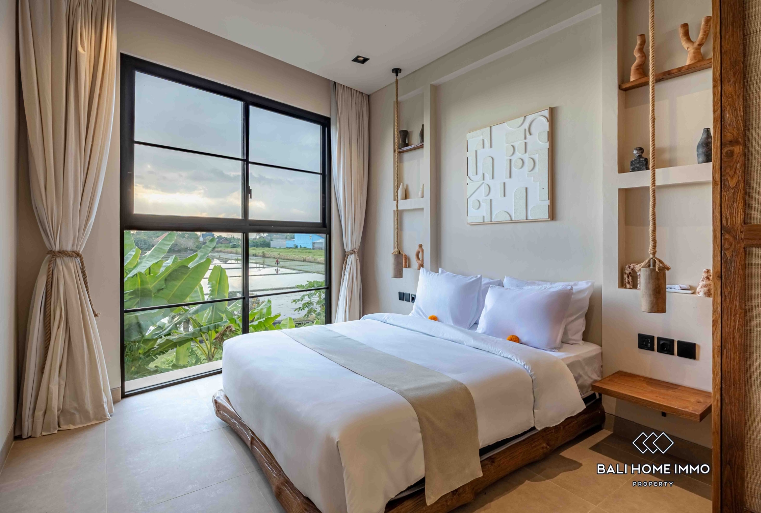 Villa modern 2 kamar off-plan berpemandangan sawah dijual di Kedungu. view 18
