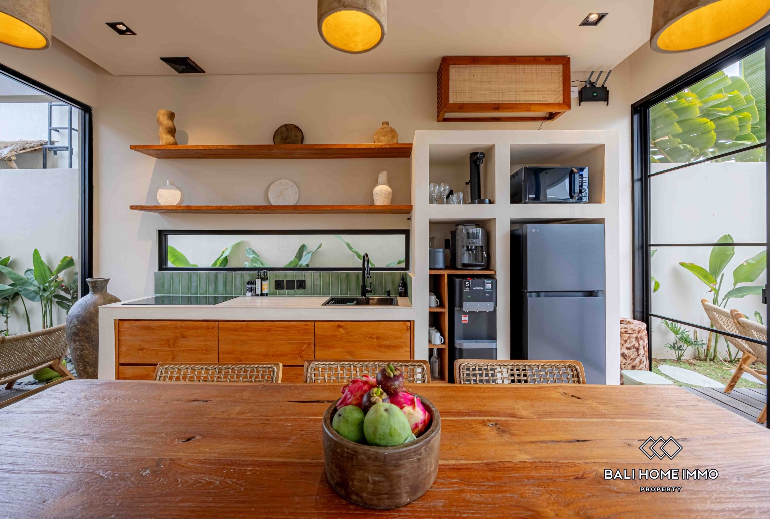Villa modern 2 kamar off-plan berpemandangan sawah dijual di Kedungu. view 12