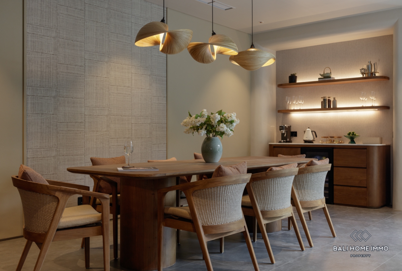 Apartemen penthouse 2 kamar off-plan dijual hak sewa di tepi pantai Pererenan, Bali. view 6