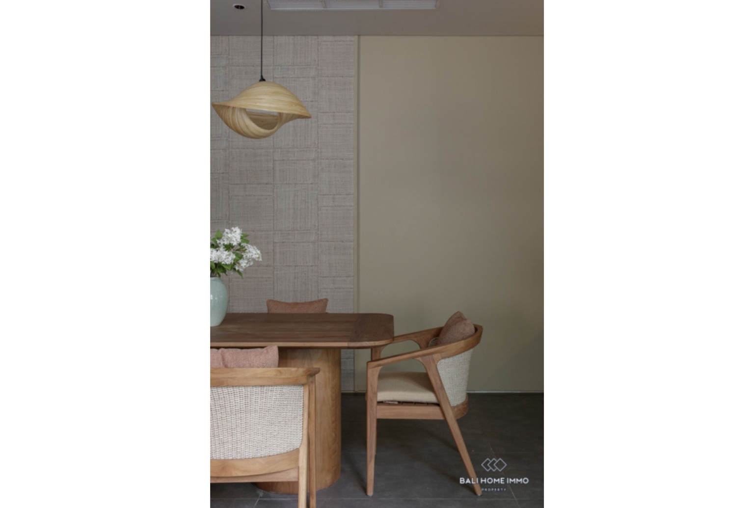 Apartemen penthouse 2 kamar off-plan dijual hak sewa di tepi pantai Pererenan, Bali. view 7