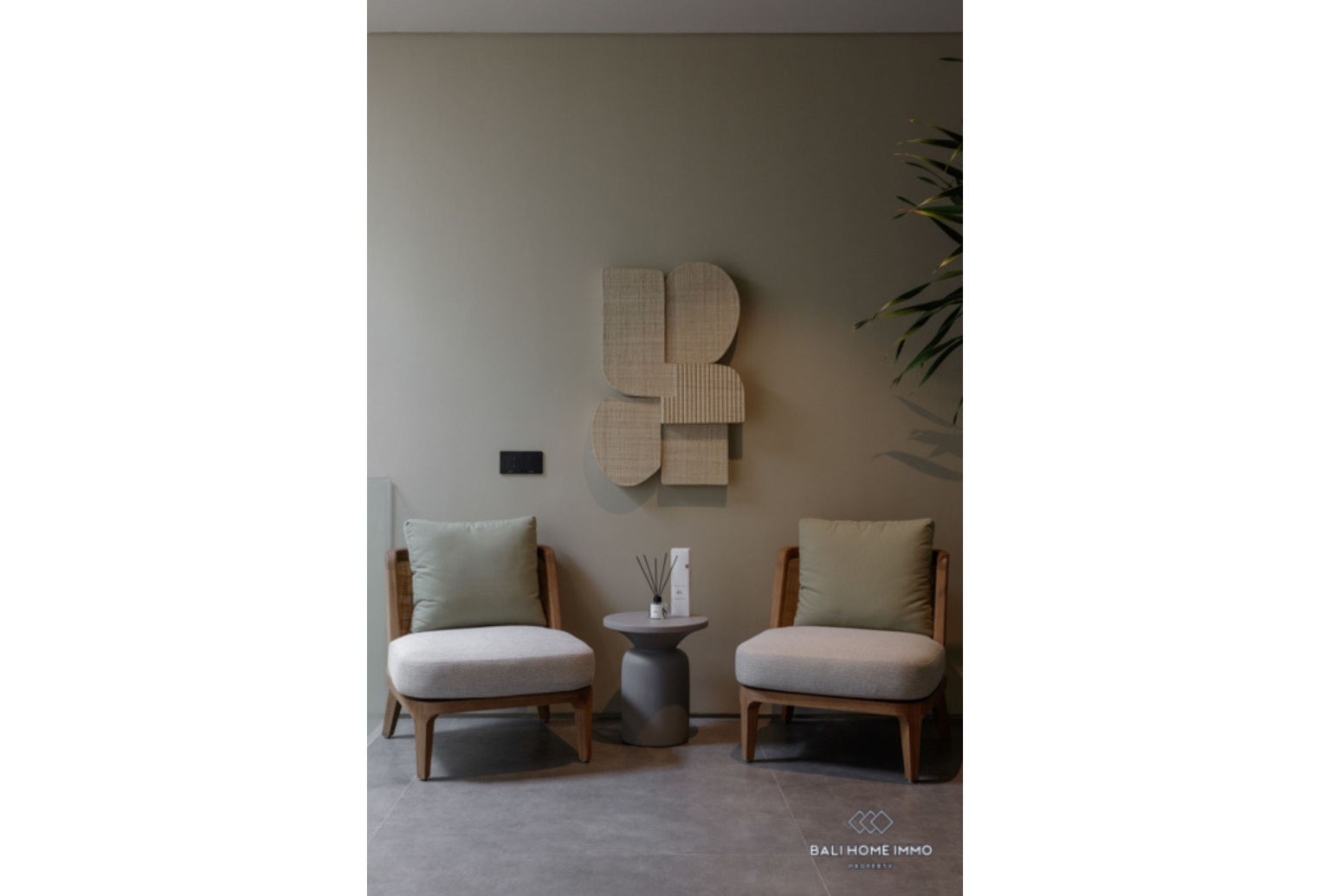 Apartemen penthouse 2 kamar off-plan dijual hak sewa di tepi pantai Pererenan, Bali. view 15