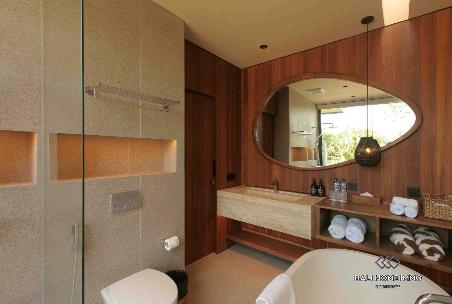Modern Villa 2 kamar dijual di Bali Berawa view 18