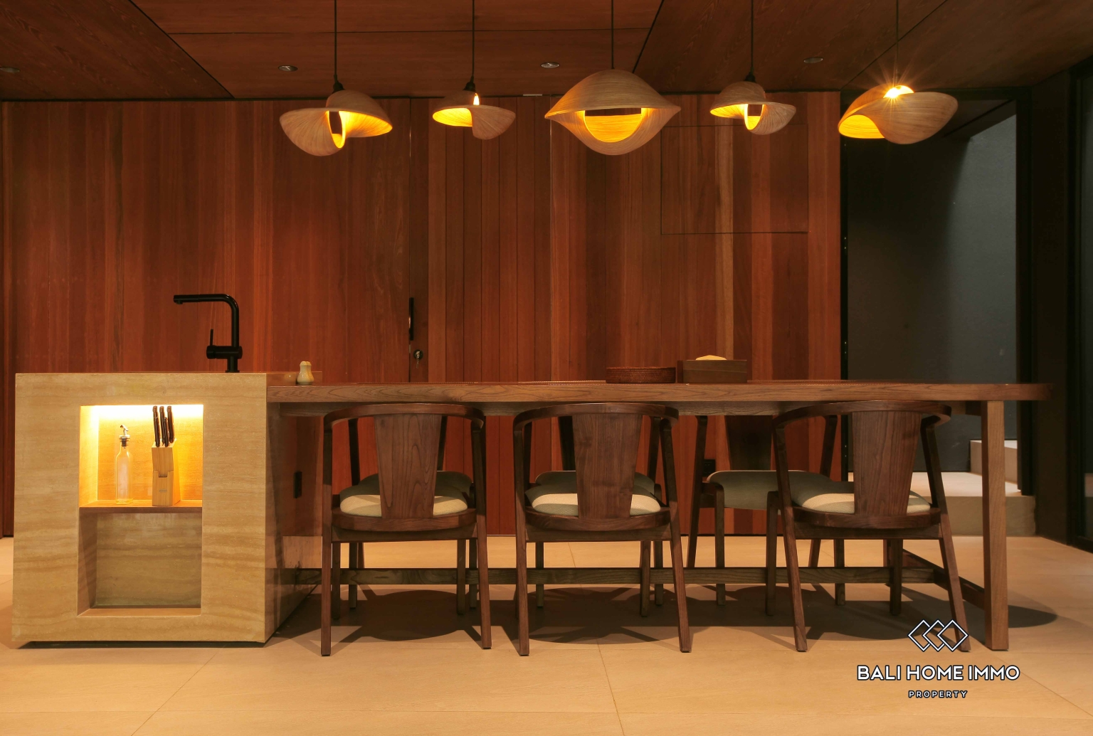 Modern Villa 2 kamar dijual di Bali Berawa view 8