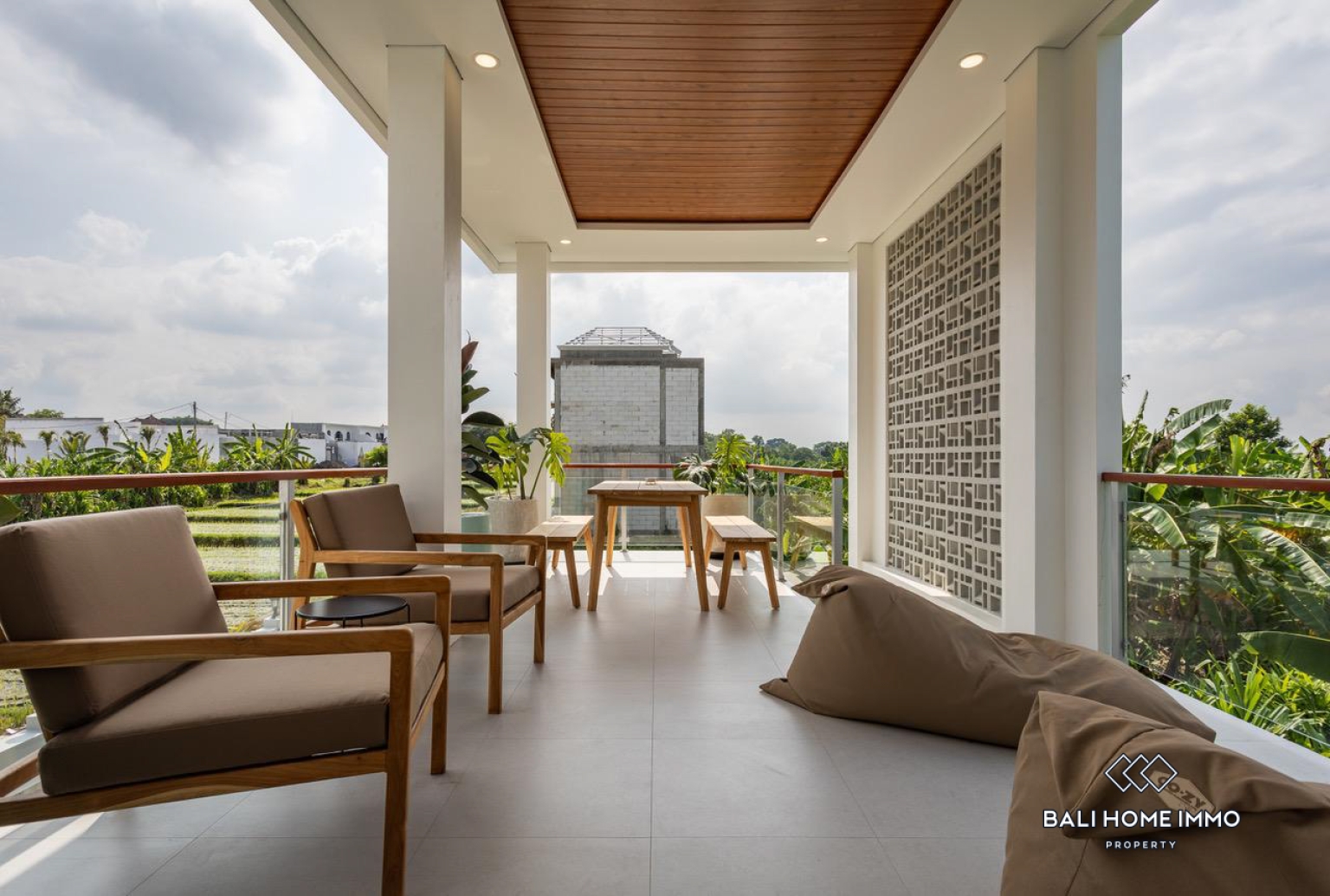 Villa sur plan de 2 chambres à vendre en pleine propriété à Bali Pererenan - Tumbak Bayuh view 15