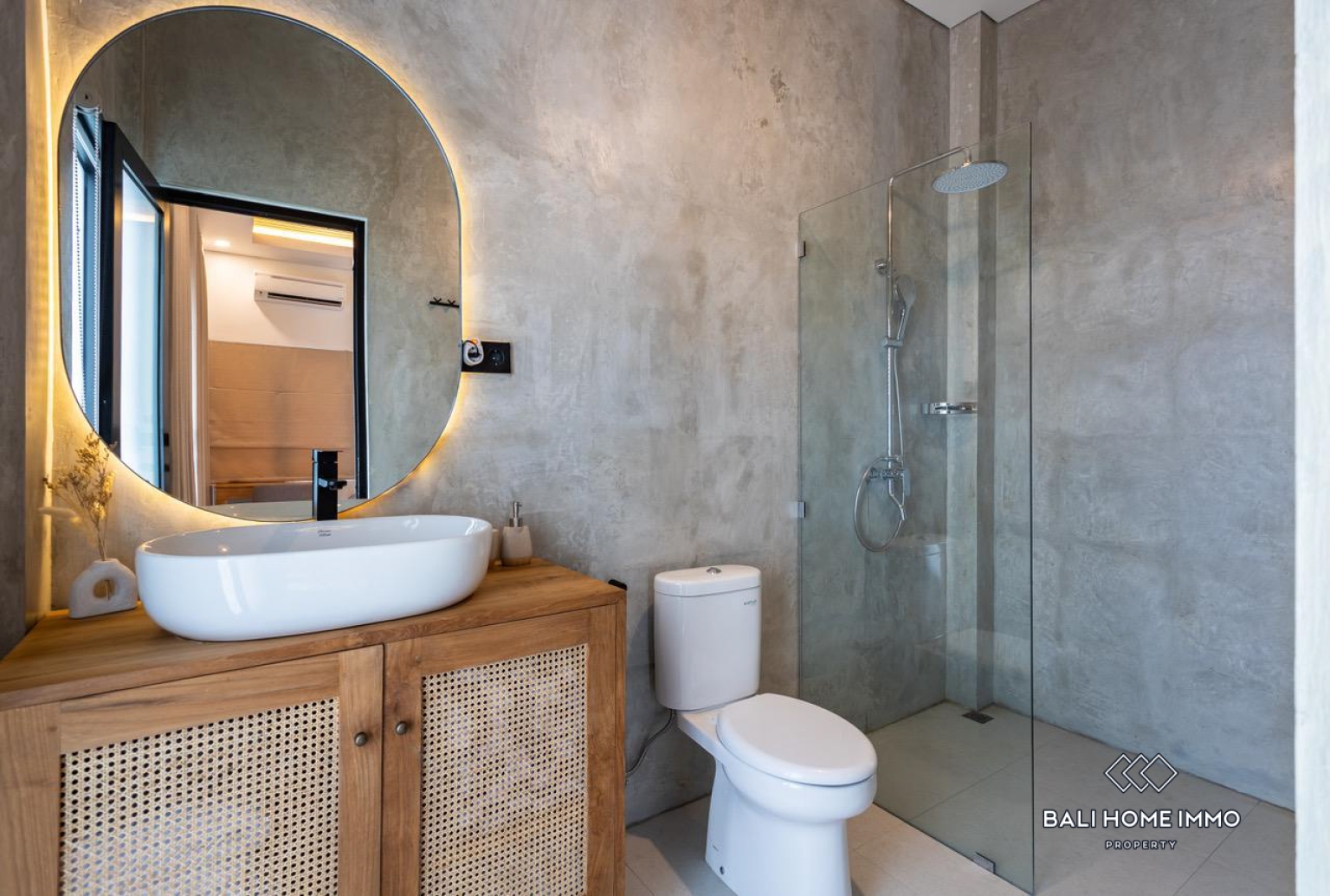 Villa sur plan de 2 chambres à vendre en pleine propriété à Bali Pererenan - Tumbak Bayuh view 13