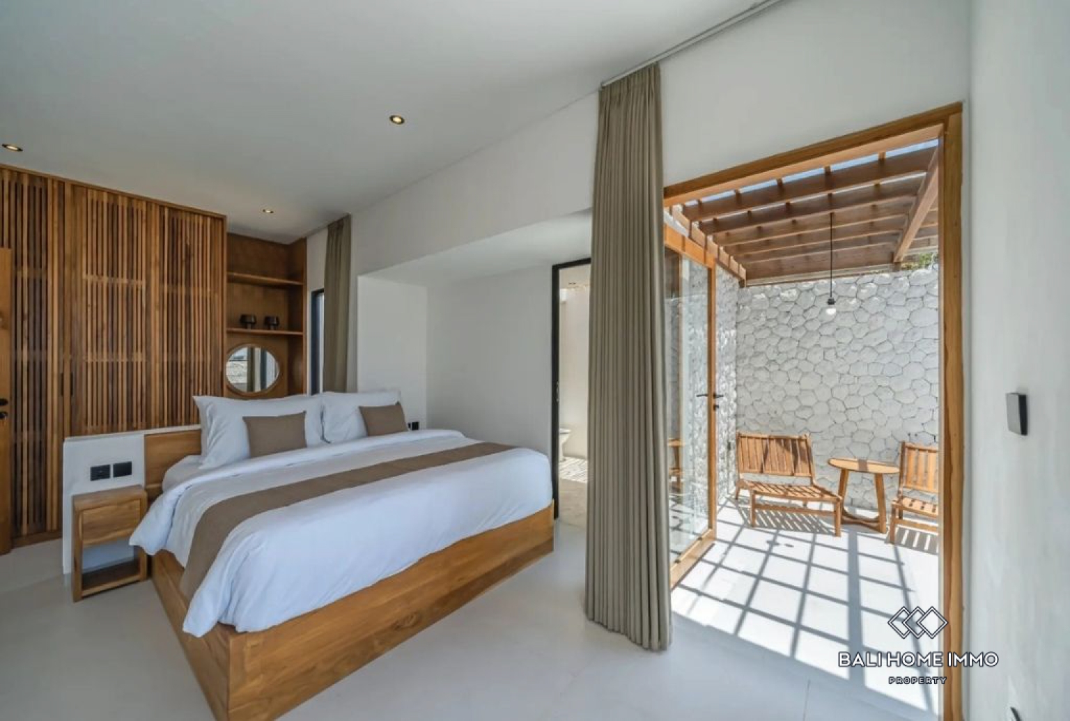Villa de 2 chambres sur plan à vendre en location près de Seseh Beach Bali view 7