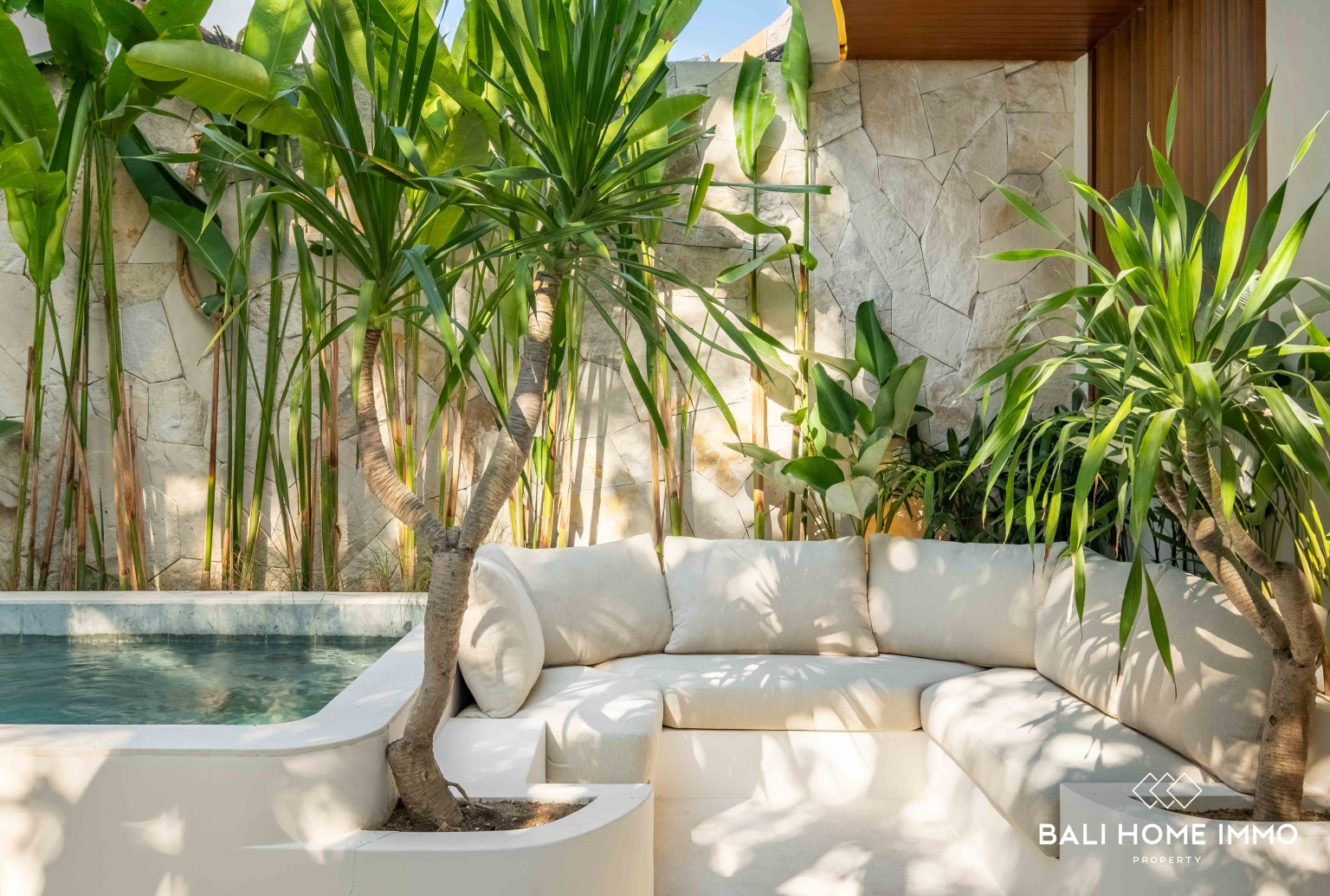 VILLA SUR PLAN DE 2 CHAMBRES AVEC VUE OCÉAN À VENDRE À ULUWATU PRÈS DE LA PLAGE D'ALILA view 4