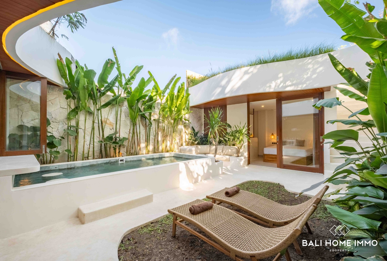 VILLA SUR PLAN DE 2 CHAMBRES AVEC VUE OCÉAN À VENDRE À ULUWATU PRÈS DE LA PLAGE D'ALILA view 3
