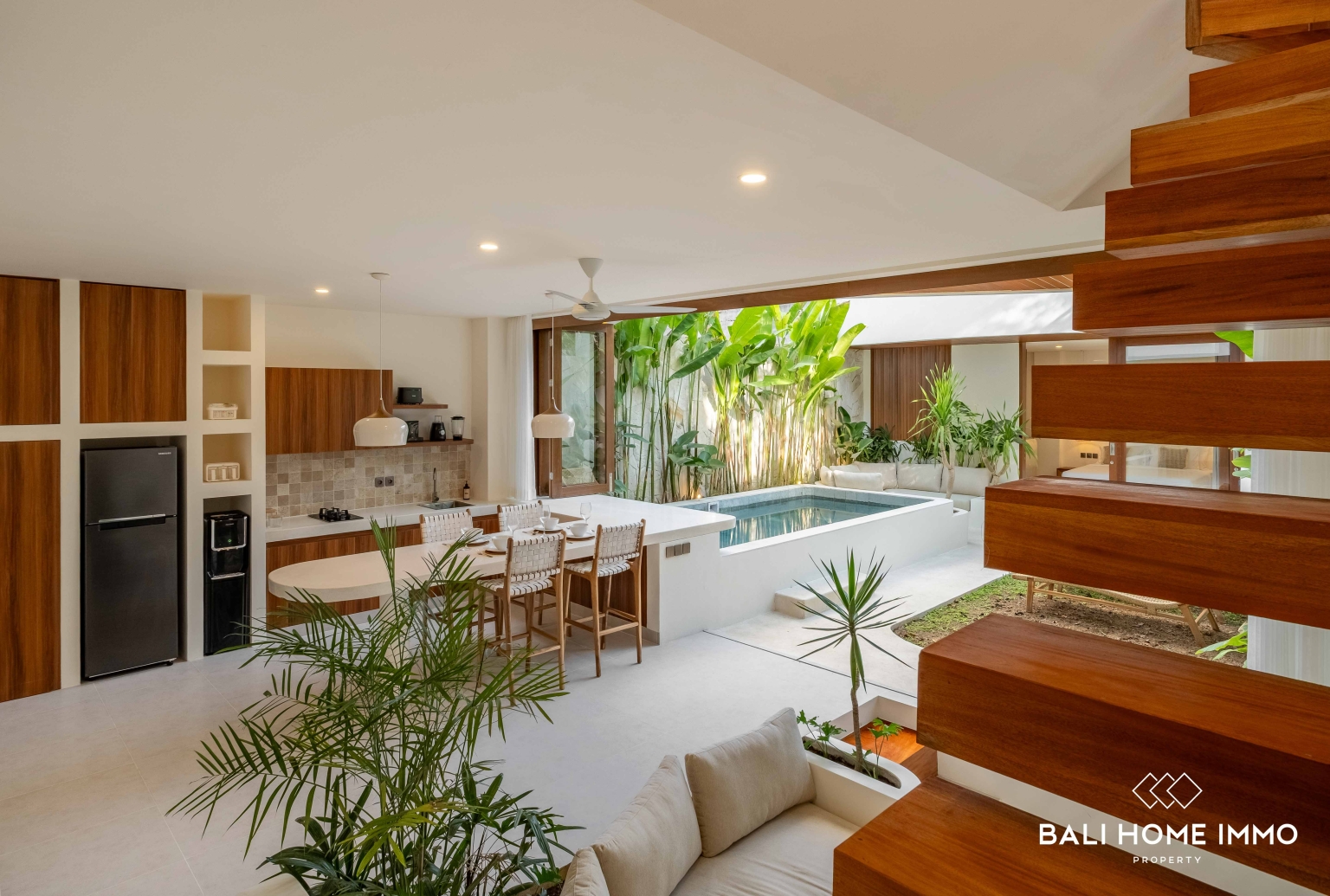 VILLA SUR PLAN DE 2 CHAMBRES AVEC VUE OCÉAN À VENDRE À ULUWATU PRÈS DE LA PLAGE D'ALILA view 8