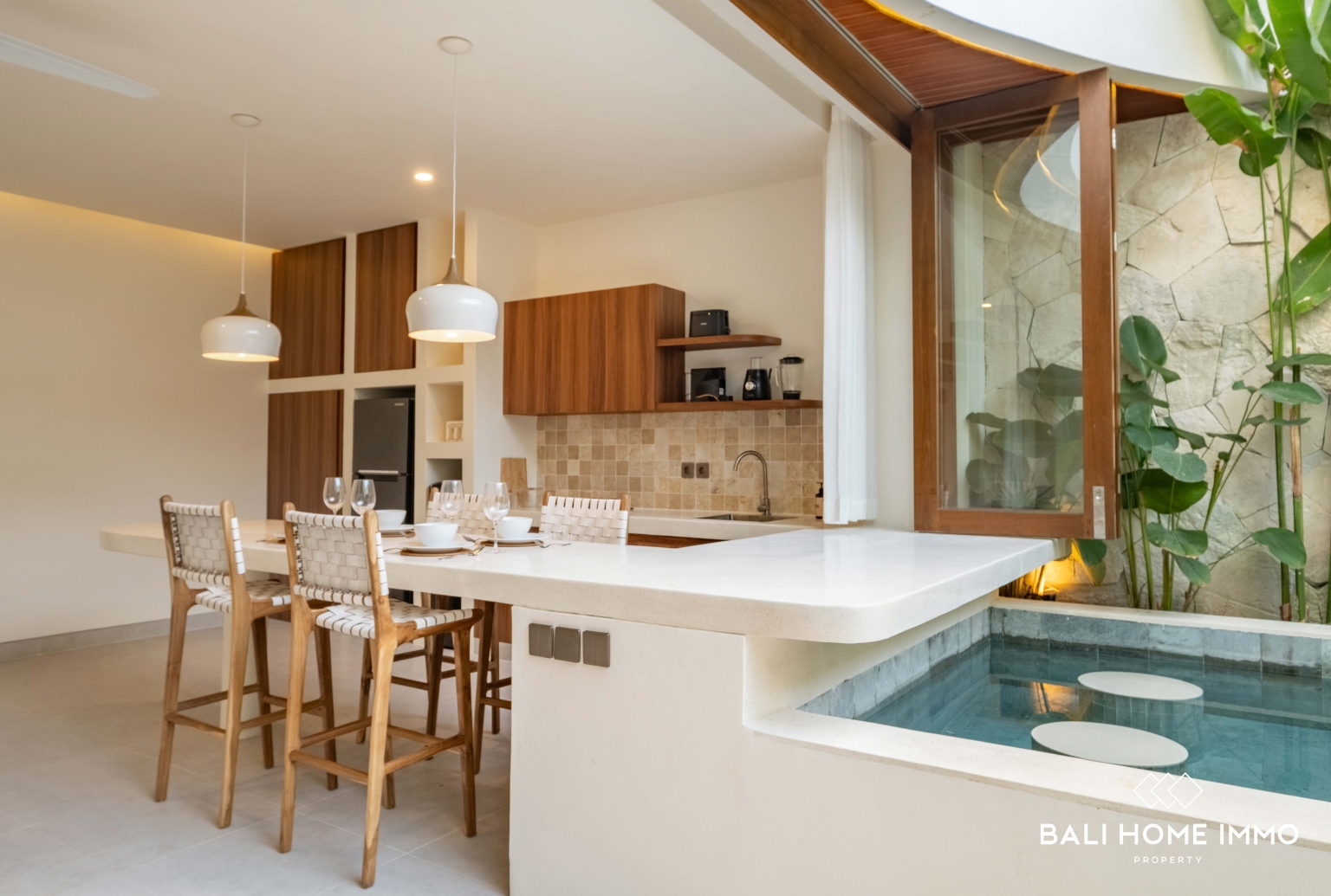 VILLA SUR PLAN DE 2 CHAMBRES AVEC VUE OCÉAN À VENDRE À ULUWATU PRÈS DE LA PLAGE D'ALILA view 12