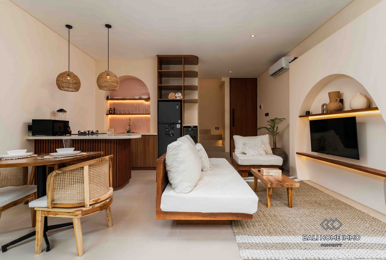 3 Bedroom Bohemian Villa For Sale in Tumbak Bayuh Pererenan view 3
