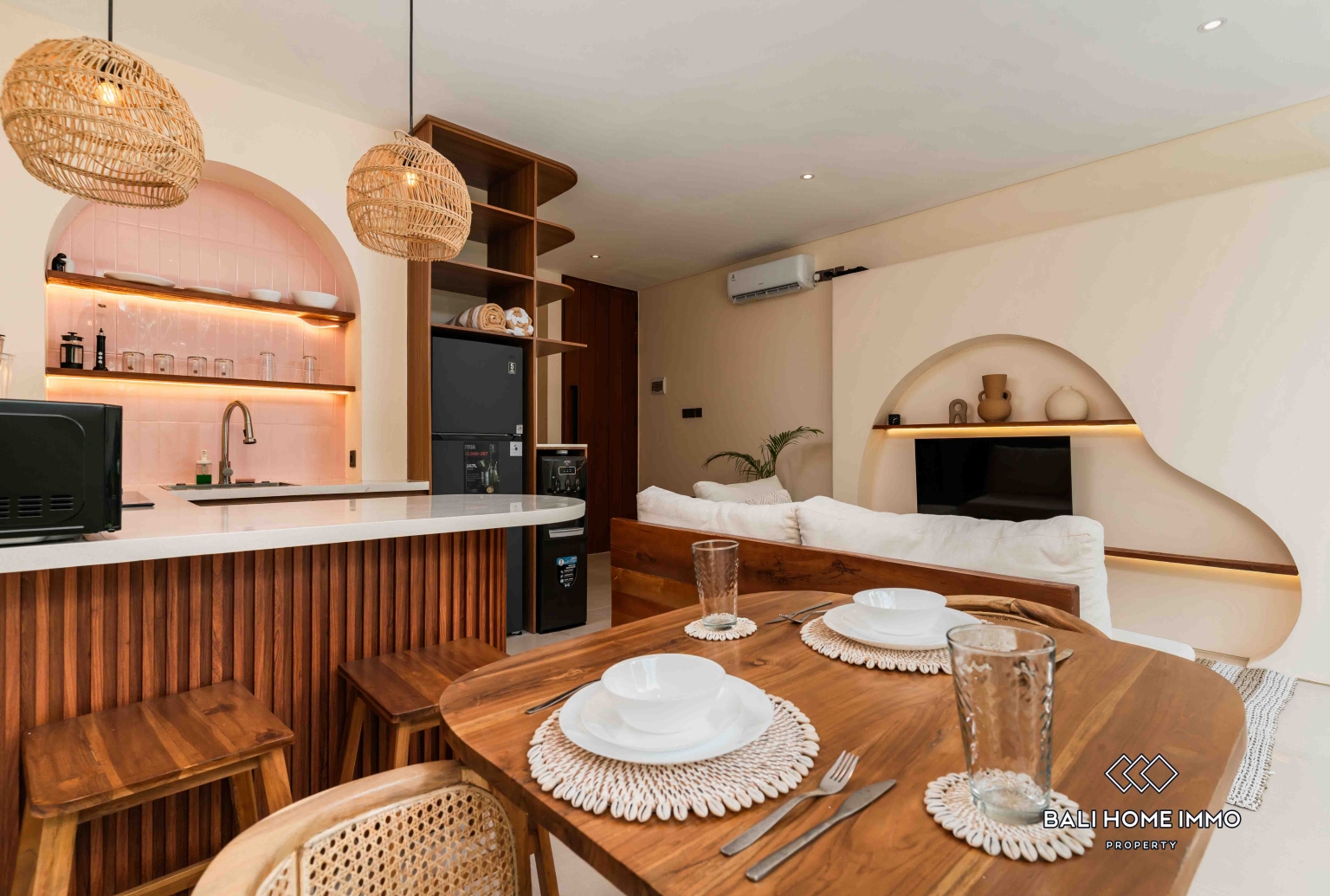 3 Bedroom Bohemian Villa For Sale in Tumbak Bayuh Pererenan view 8