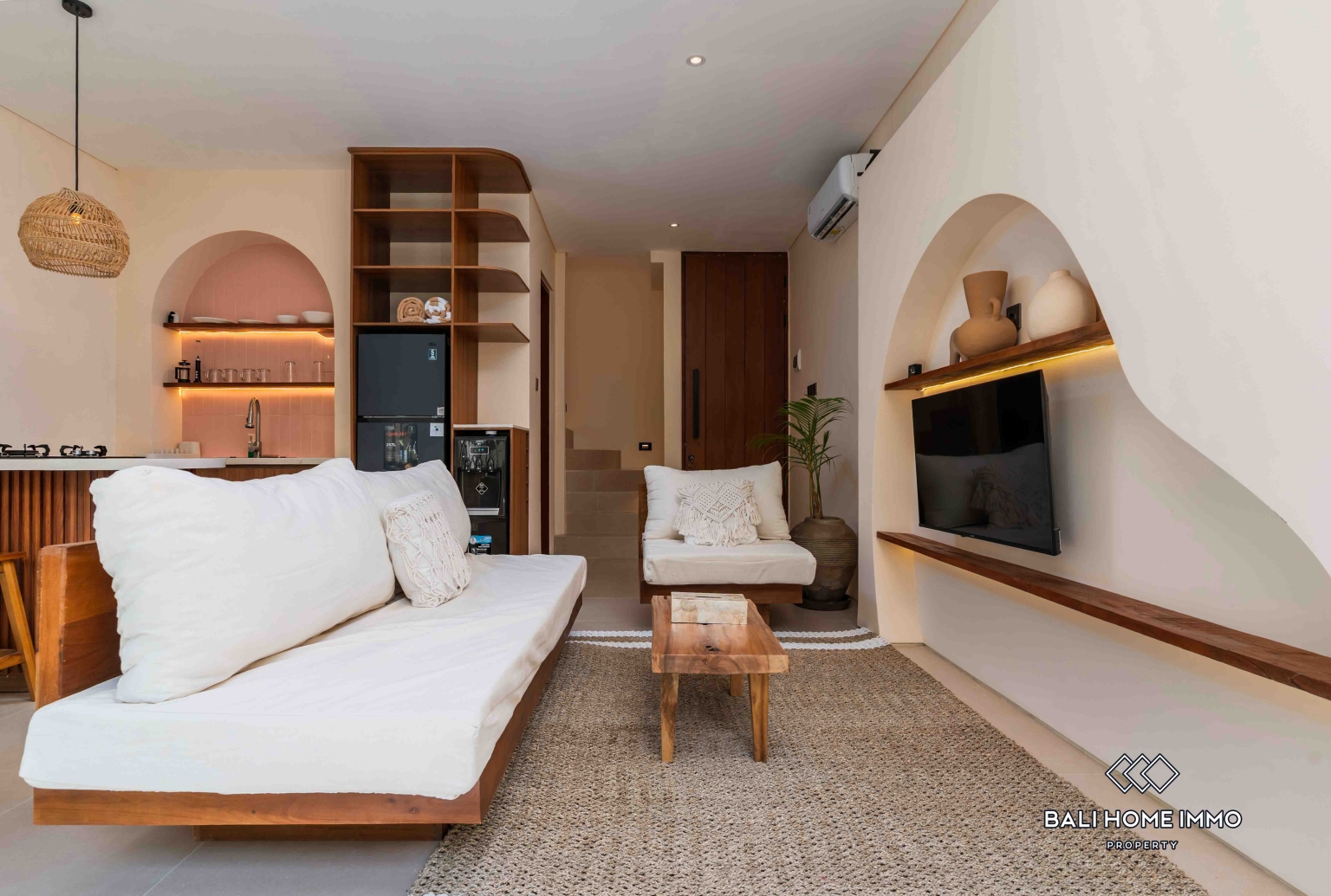 3 Bedroom Bohemian Villa For Sale in Tumbak Bayuh Pererenan view 4