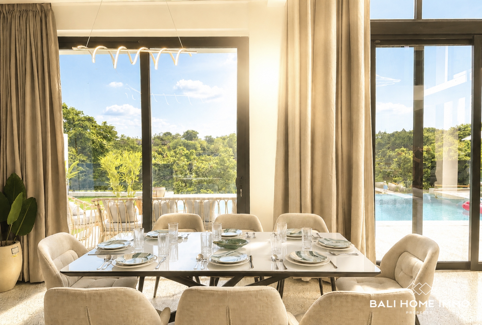 Villa de 3 chambres sur plan à vendre dans un complexe prestigieux près de la plage de Pandawa view 10