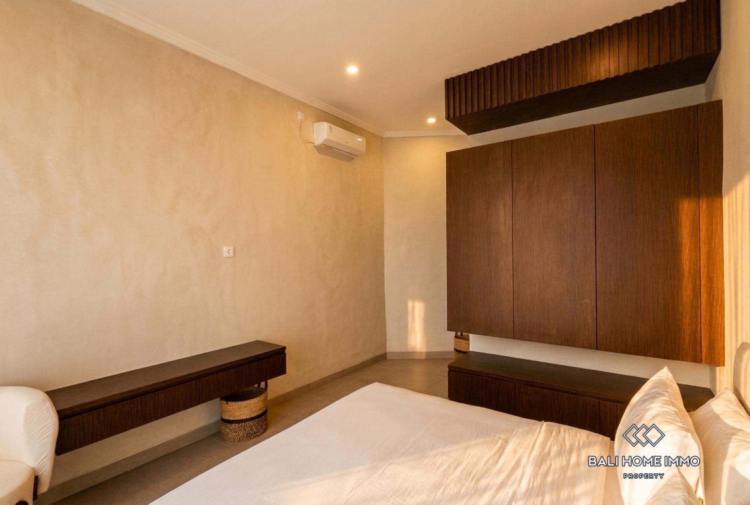 Villa neuve de 3 chambres à vendre en bail emphytéotique à Bali Cemagi Seseh view 11