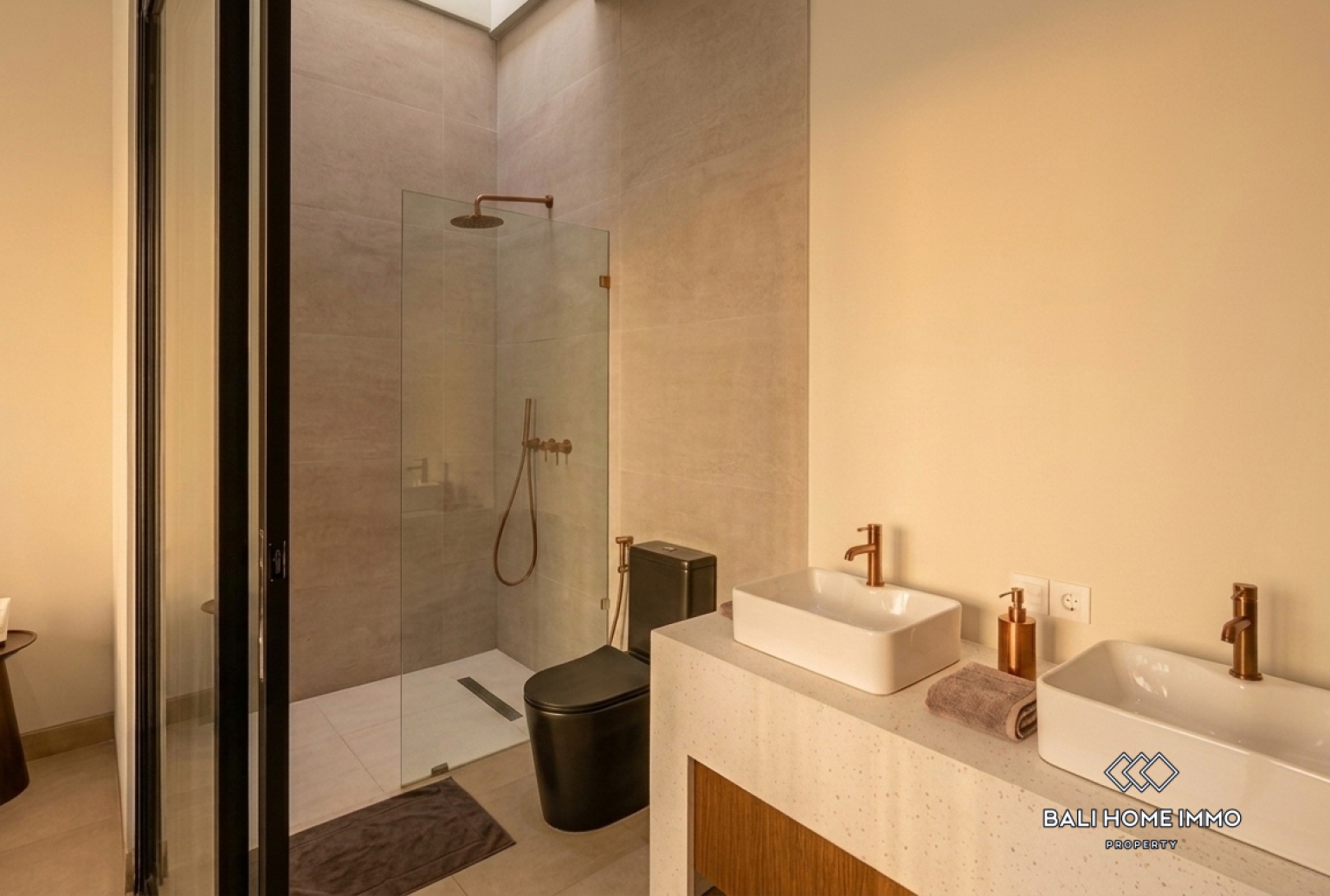 Villa neuve de 3 chambres à vendre en bail emphytéotique à Bali Cemagi Seseh view 15