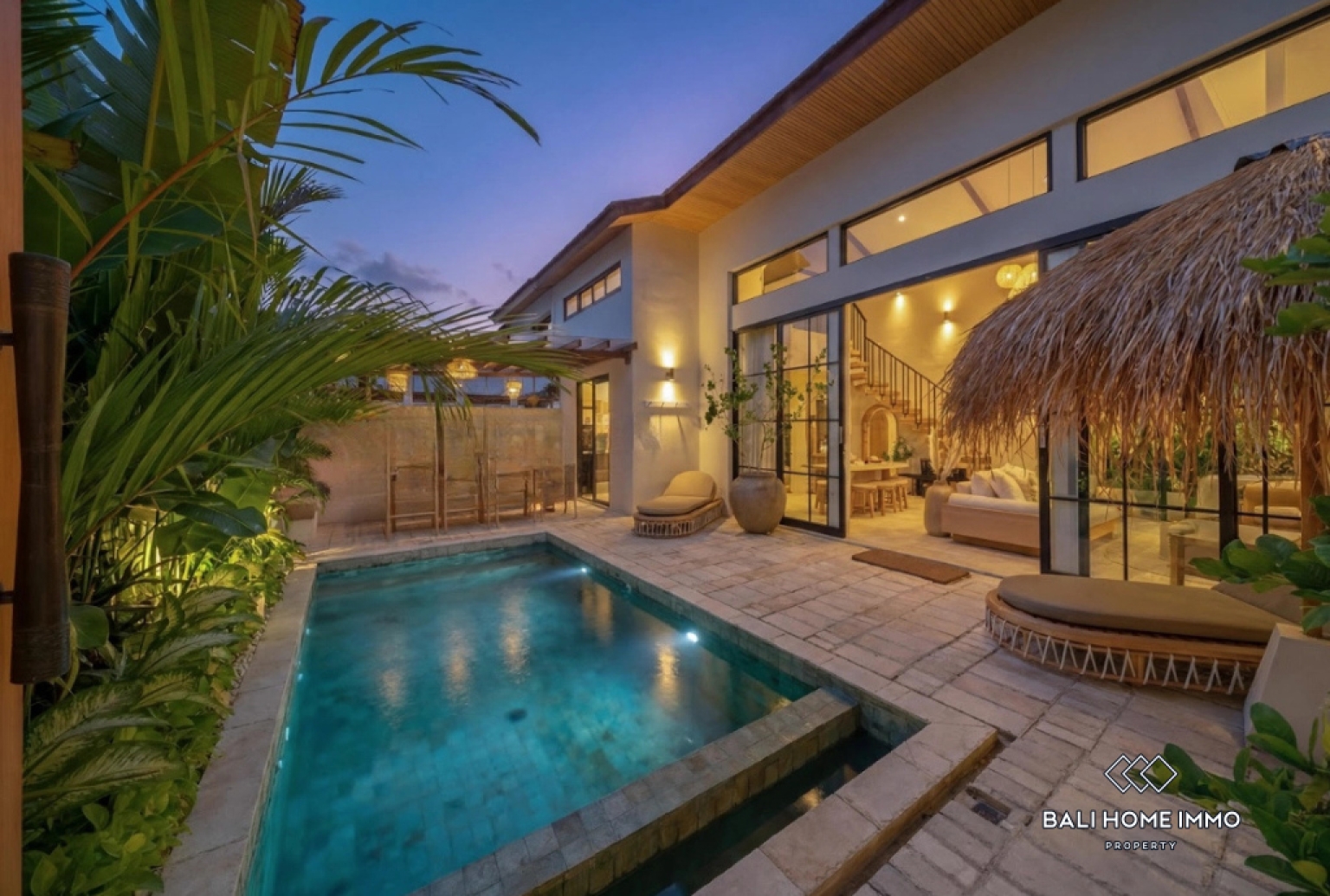 Villa de 3 chambres à coucher à vendre avec bail près de Seseh Beach Bali view 28