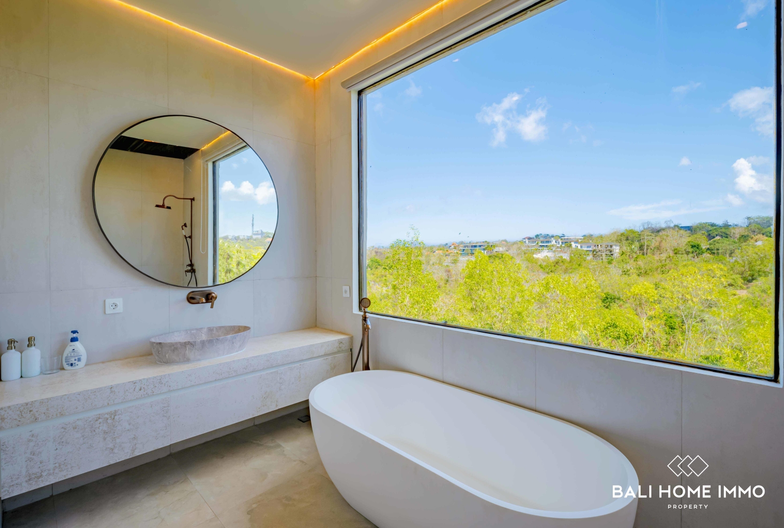 Villa de 4 chambres avec vue sur l'océan, à vendre à Ungasan view 22