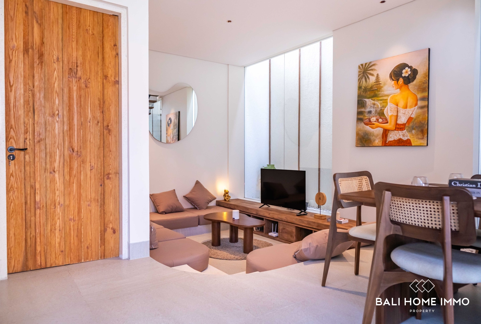 Villa baru dengan 4 kamar untuk dijual dan disewa di Seminyak. view 3
