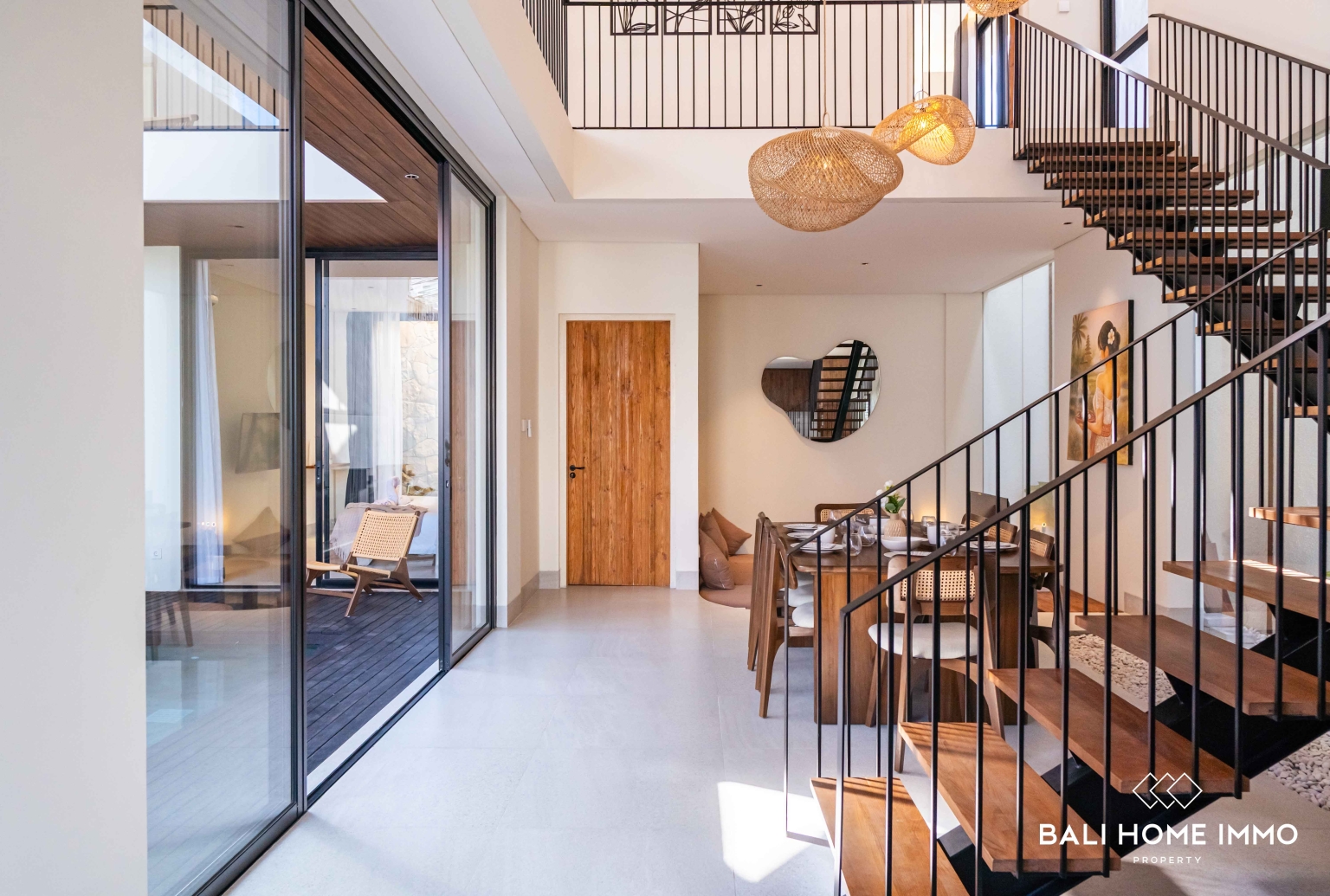 Villa baru dengan 4 kamar untuk dijual dan disewa di Seminyak. view 11