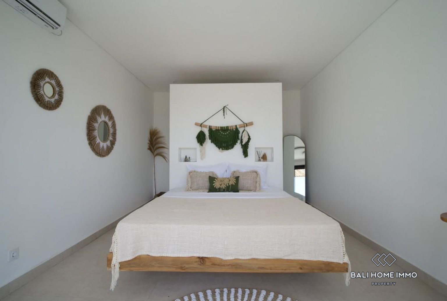 Off-plan 4 bedroom villa for sale leasehold in Kerobokan Bali view 3