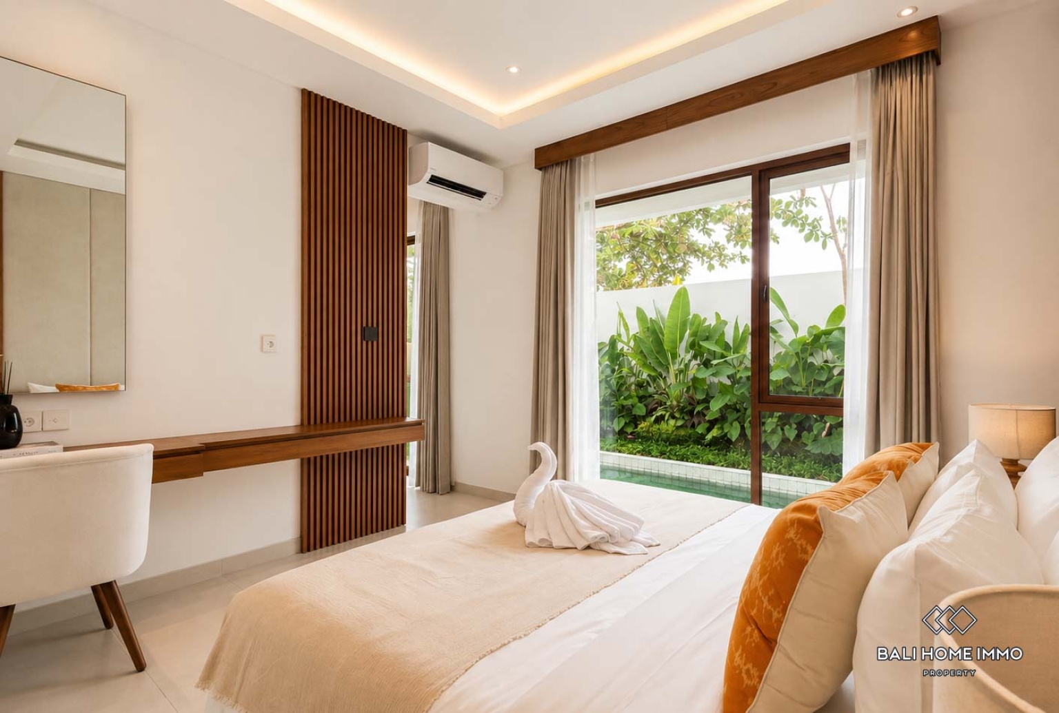 Off-plan Beautiful 4 Bedrooms Family villa inside a complex for sale in Bali, Sanur view 11