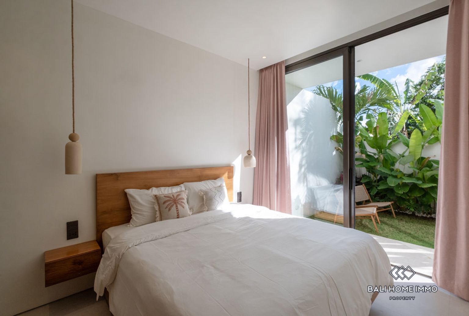Off-plan Vila Minimalis Japandi 2 Kamar Dijual di Pererenan view 14