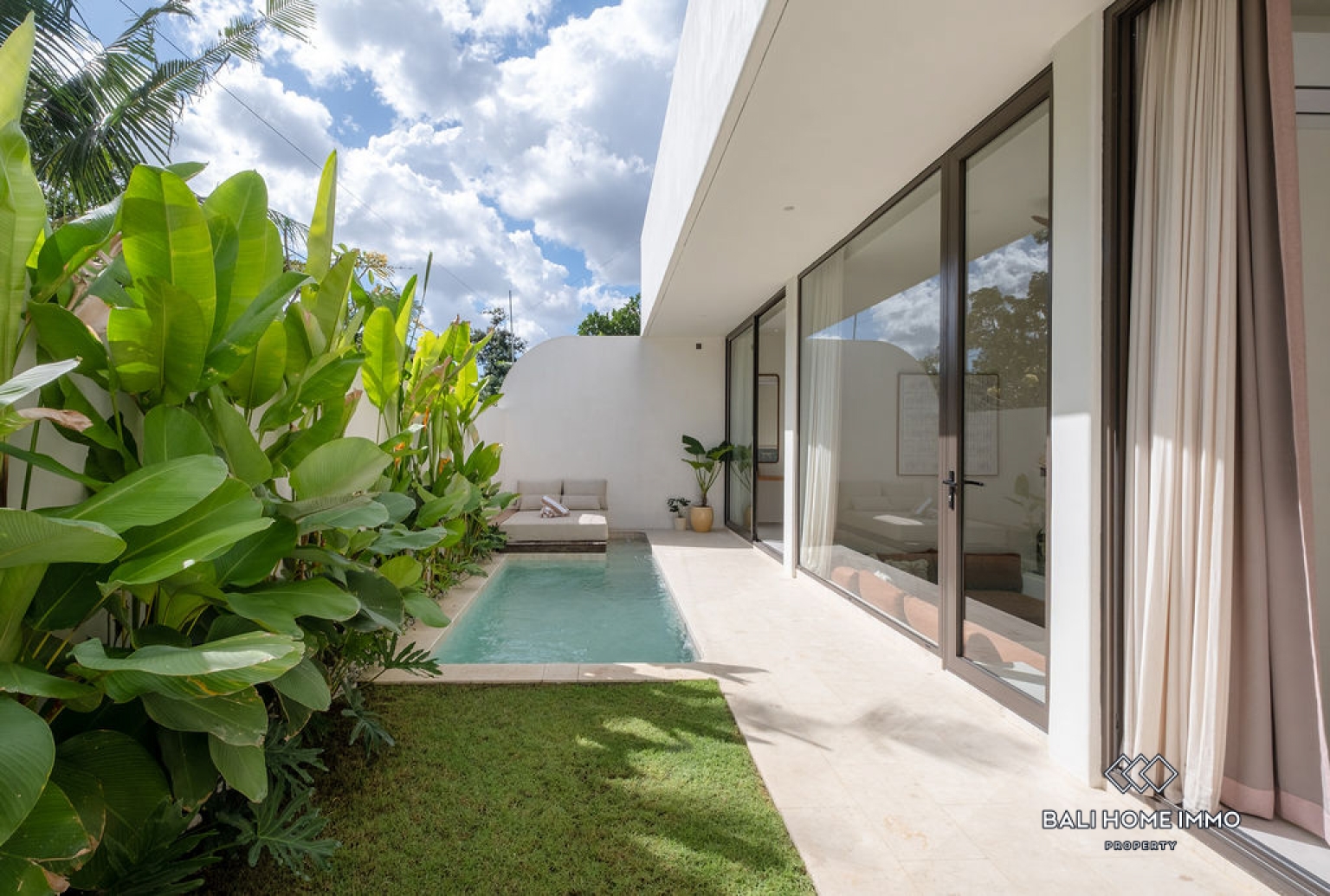 Off-plan Vila Minimalis Japandi 2 Kamar Dijual di Pererenan view 19