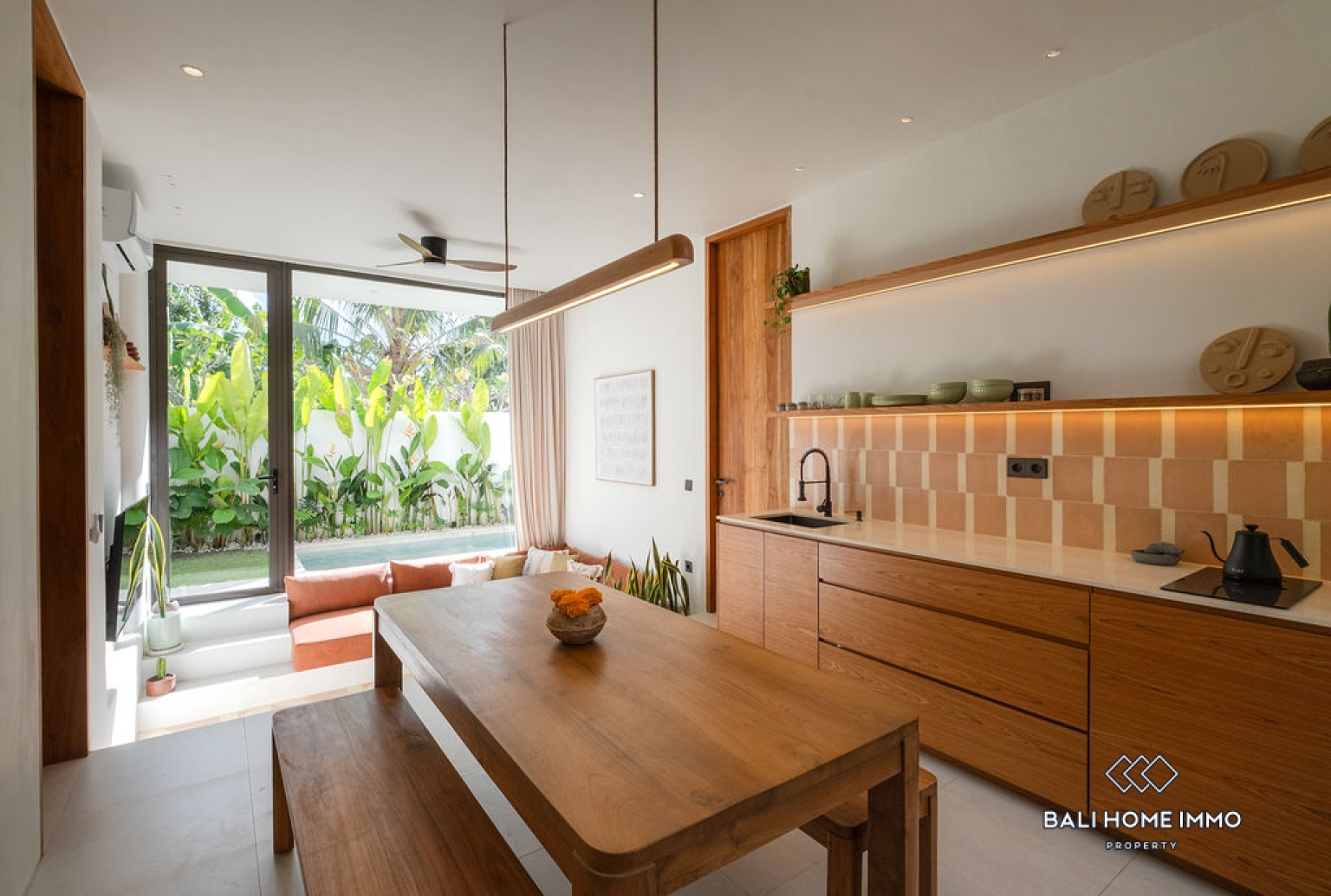 Off-plan Vila Minimalis Japandi 2 Kamar Dijual di Pererenan view 6