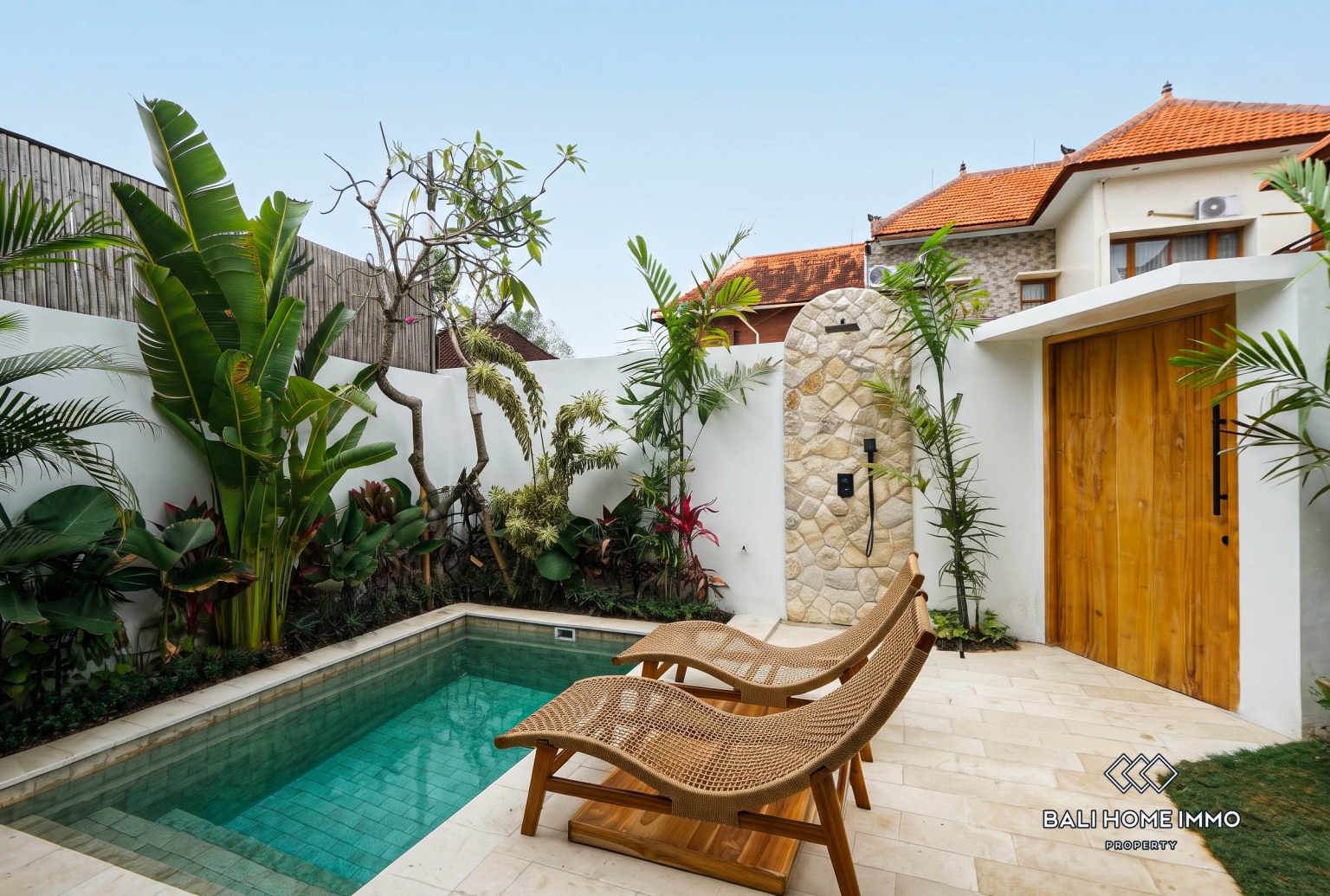 Villa tropicale neuve d'une chambre à vendre à Ungasan view 3