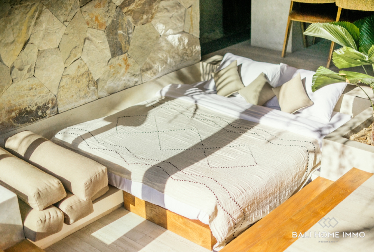 OFF PLAN TROPICAL MODERN 1 BEDROOM TURNKEY VILLA FOR SALE LEASEHOL IN BINGIN view 8