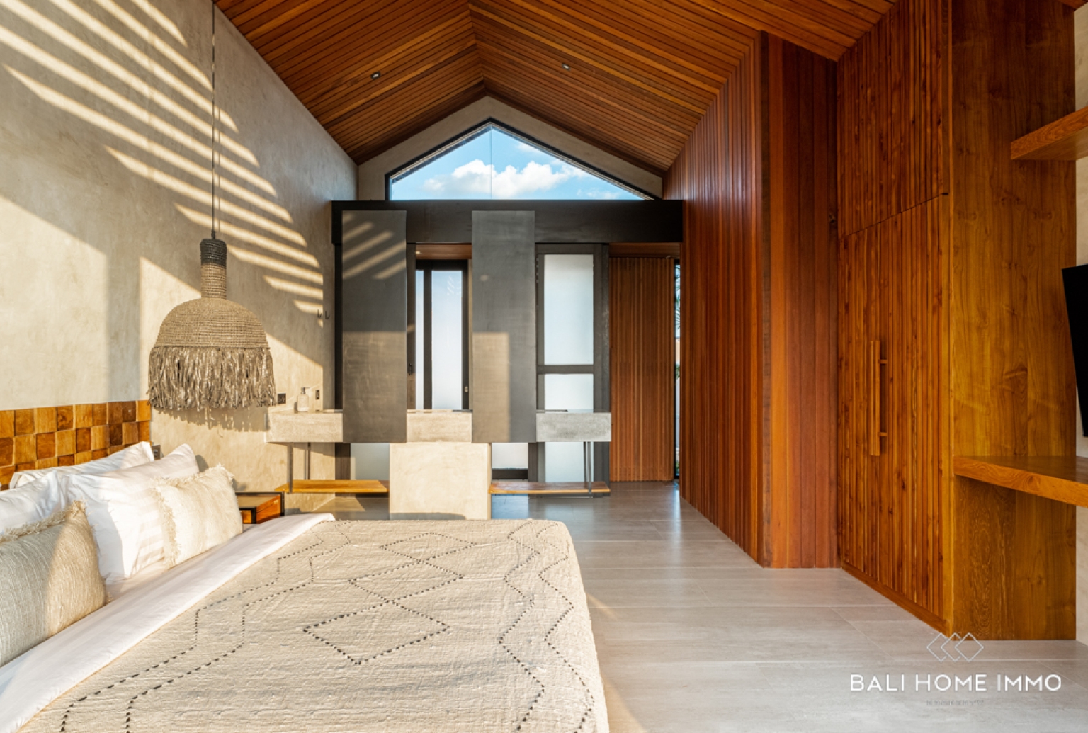 OFF PLAN TROPICAL MODERN 2 BEDROOM TURNKEY VILLA FOR SALE IN BINGIN view 12