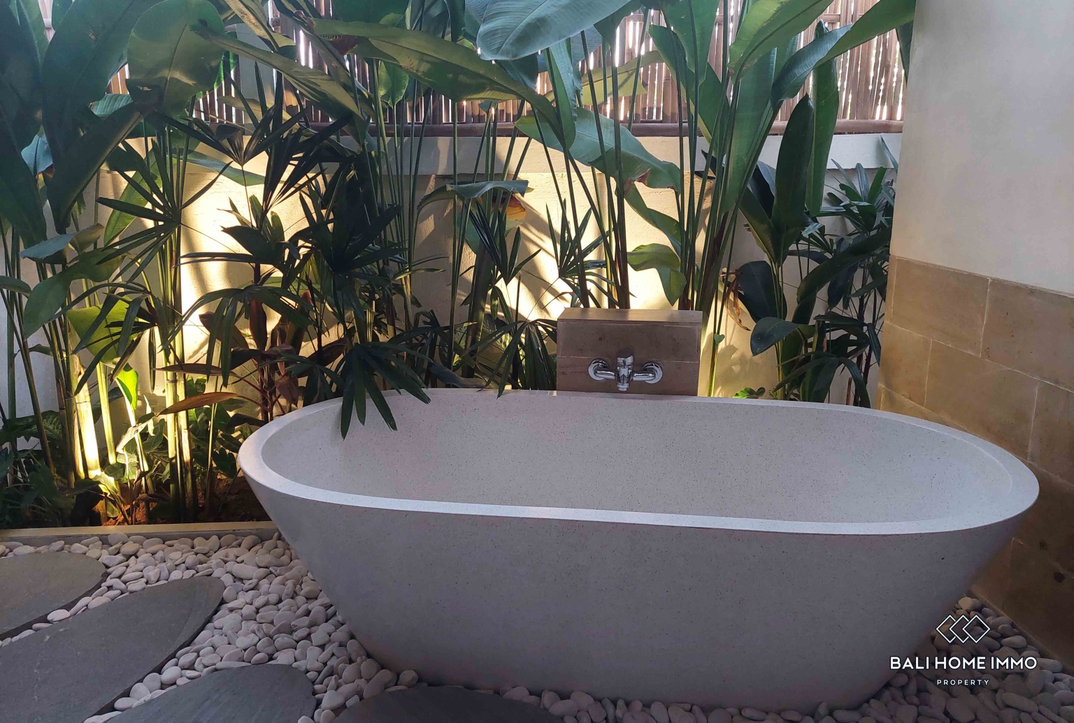PEACEFUL 1 BEDROOM VILLA FOR MONTHLY RENTAL IN ULUWATU - BALANGAN view 19