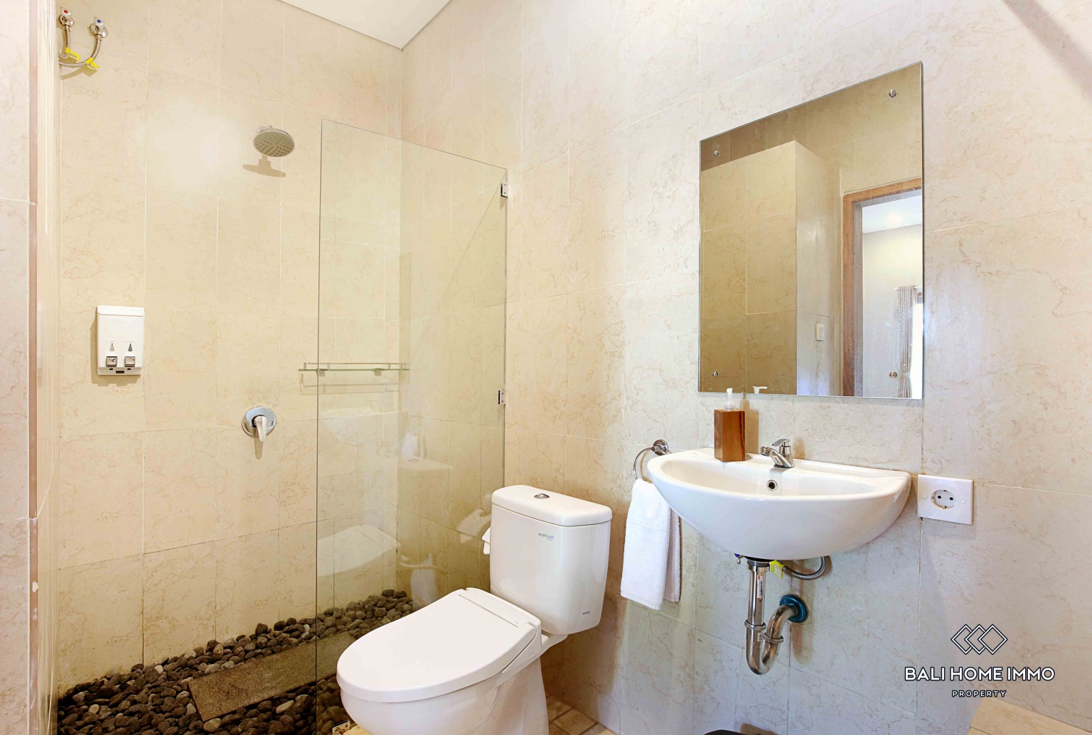 PEACEFUL 3 BEDROOMS VILLA FOR YEARLY AND MONTHLY RENTAL IN UNGASAN view 16