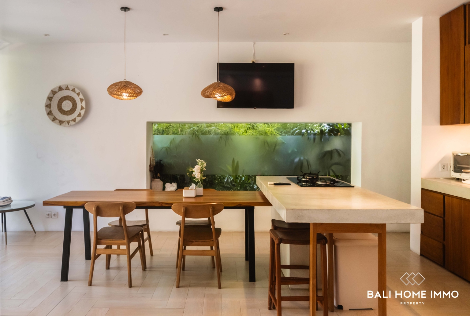 Peaceful 4 Bedroom Villa for Freehold Sale in Berawa Bali view 6