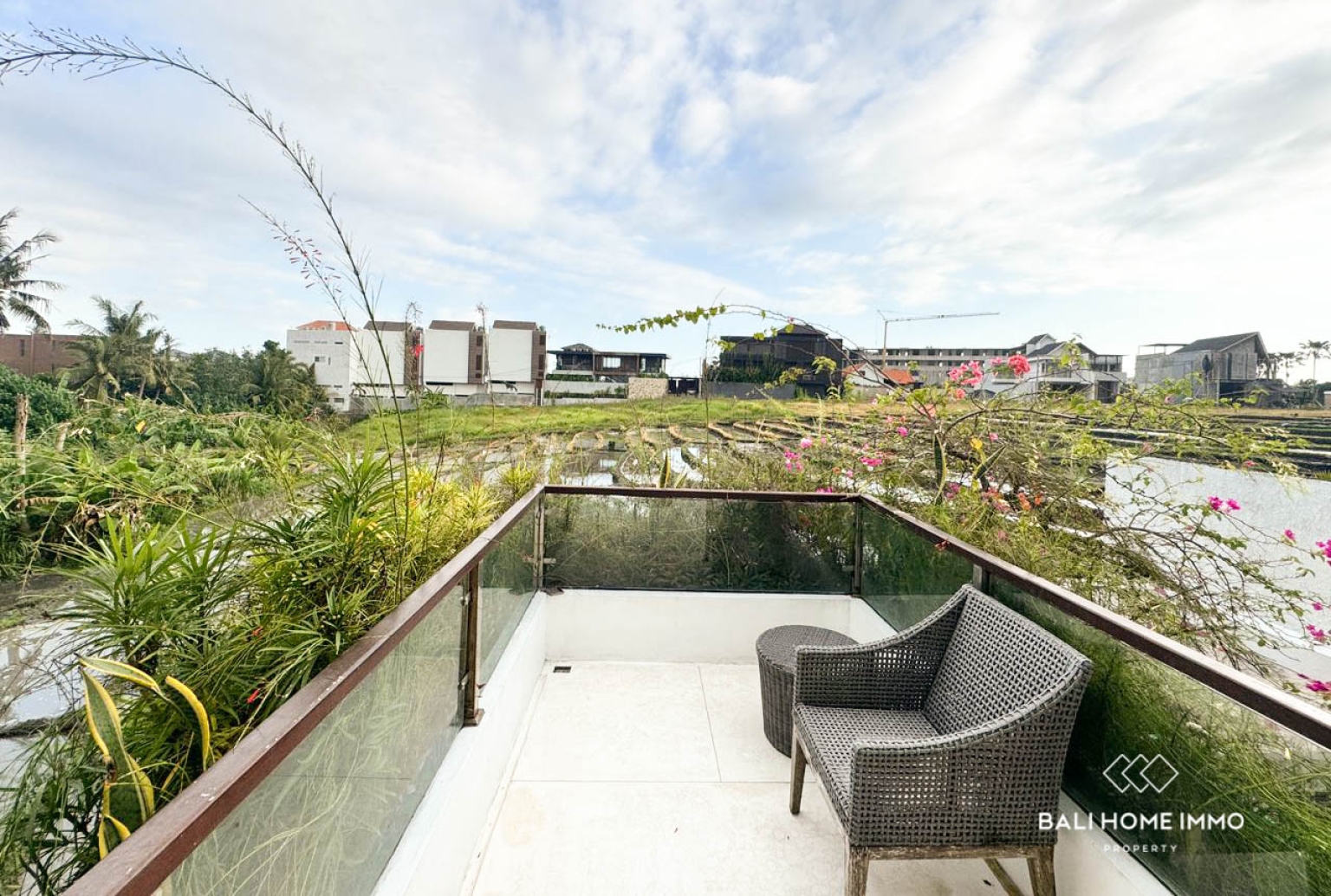 Pink Zone Ricefield View 2-Bedroom Villa for Sale in Cemagi view 15