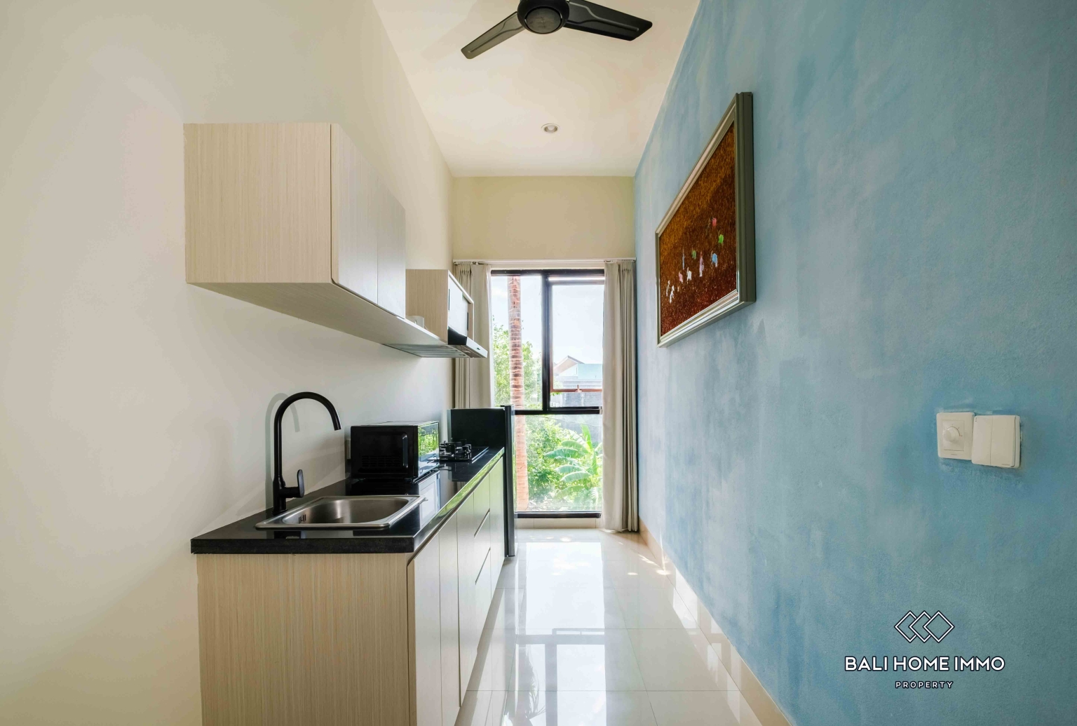 Apartemen 1 Kamar Tidur dengan Pemandangan Kolam Renang Disewakan Tahunan di Seminyak yang Damai view 7