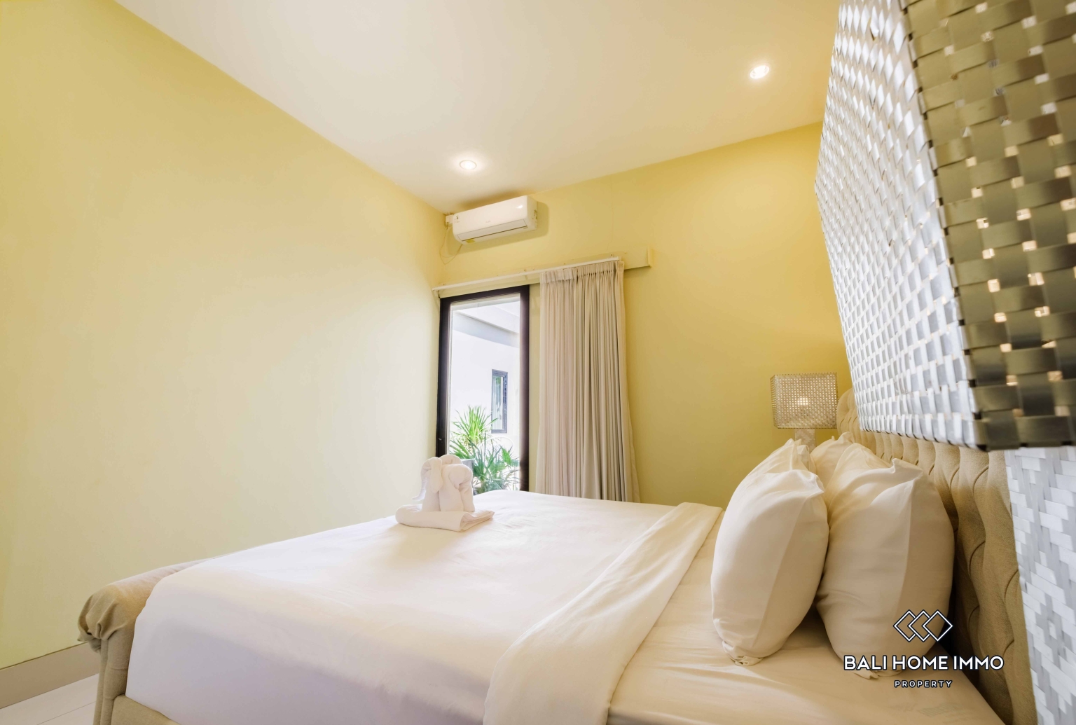 Apartemen 1 Kamar Tidur dengan Pemandangan Kolam Renang Disewakan Tahunan di Seminyak yang Damai view 13