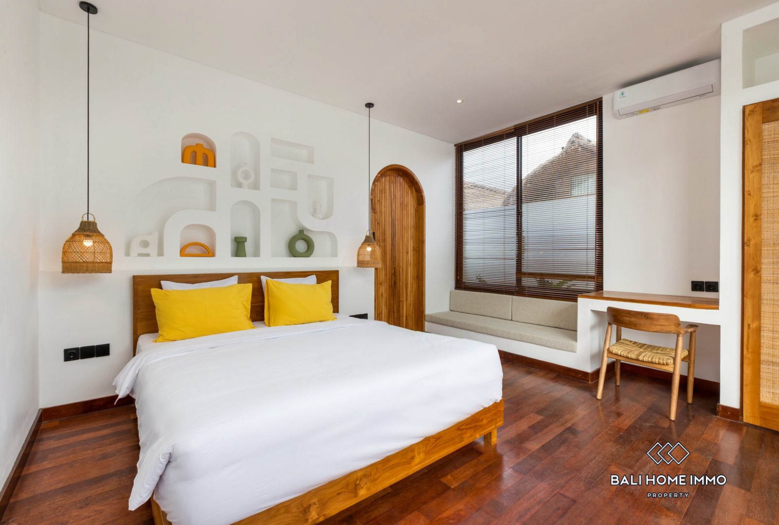 Prestigious 3-Bedroom Modern Tropical Villa For Sale in Pejeng Kawan view 10