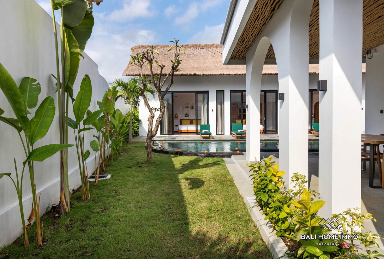 Prestigious 3-Bedroom Modern Tropical Villa For Sale in Pejeng Kawan view 13