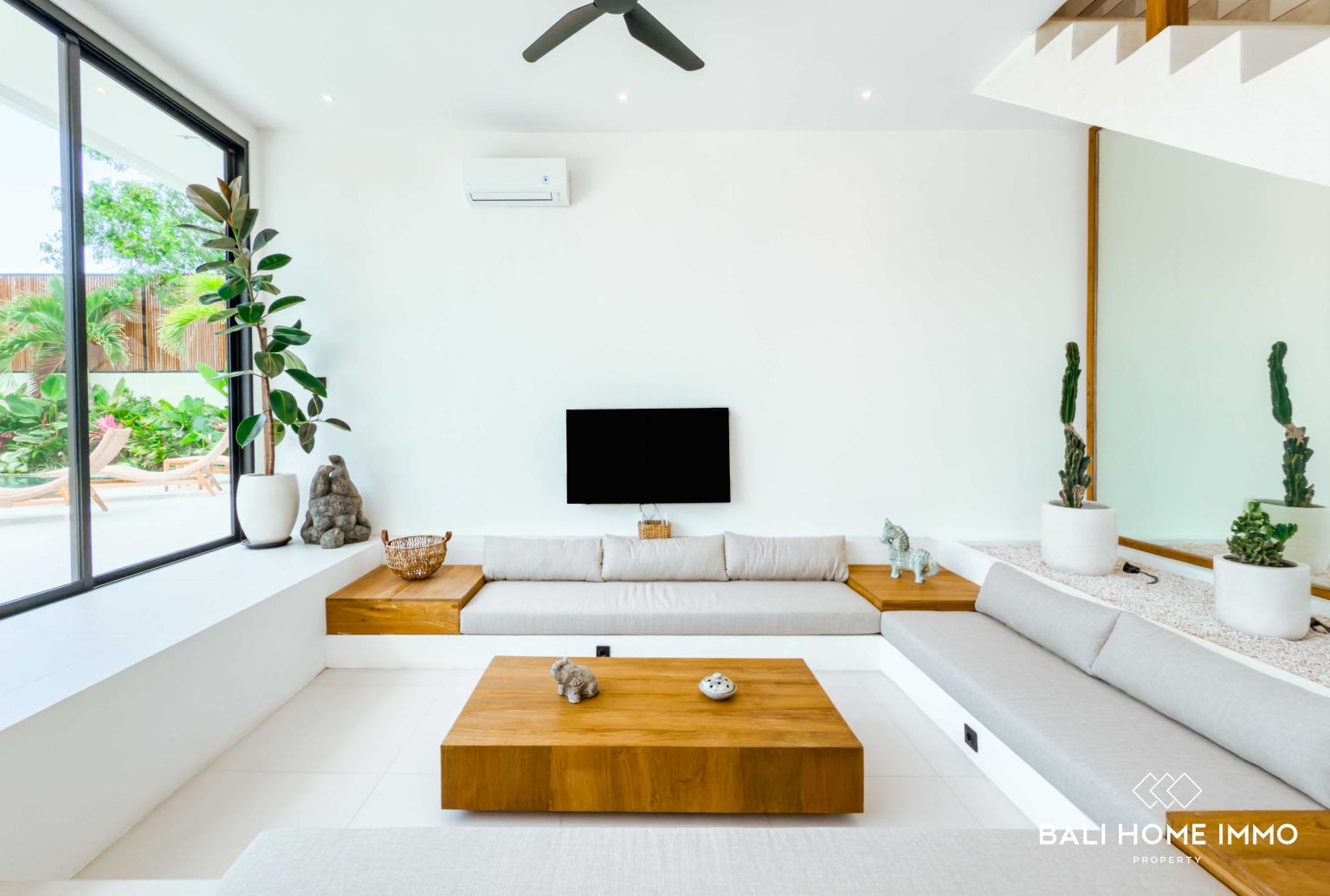 VILLA MEWAH BARU DENGAN 3 KAMAR TIDUR DAN PEMANDANGAN LAUT UNTUK DIJUAL DI NYANG NYANG view 4