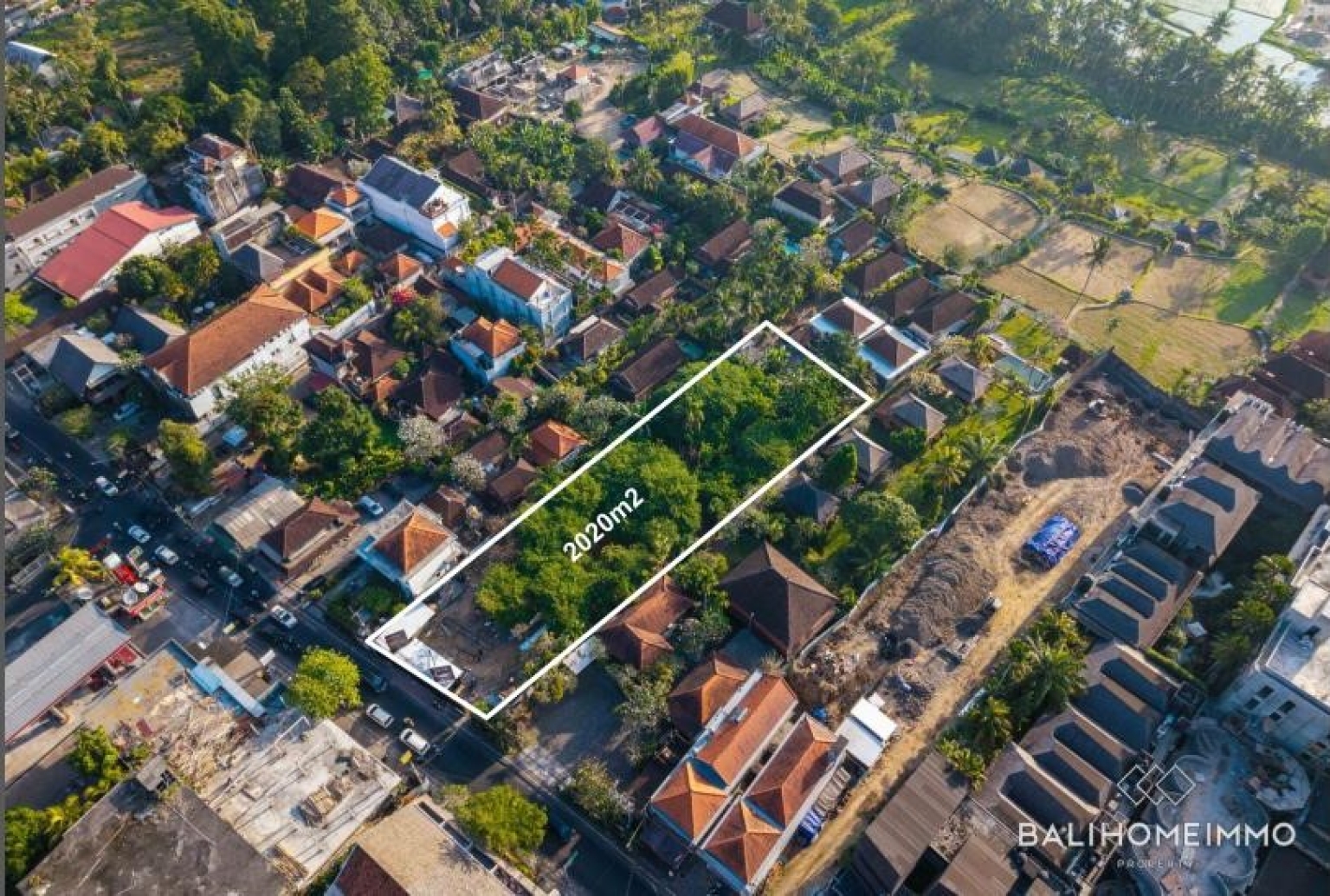 Prime 2020 m² Pink Zone Land Available for Sale in Central Ubud view 2