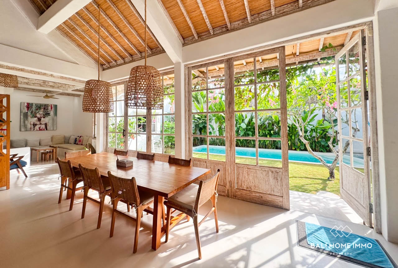 Private 4 Bedroom Tropical Retreat For Rent in Umalas view 4
