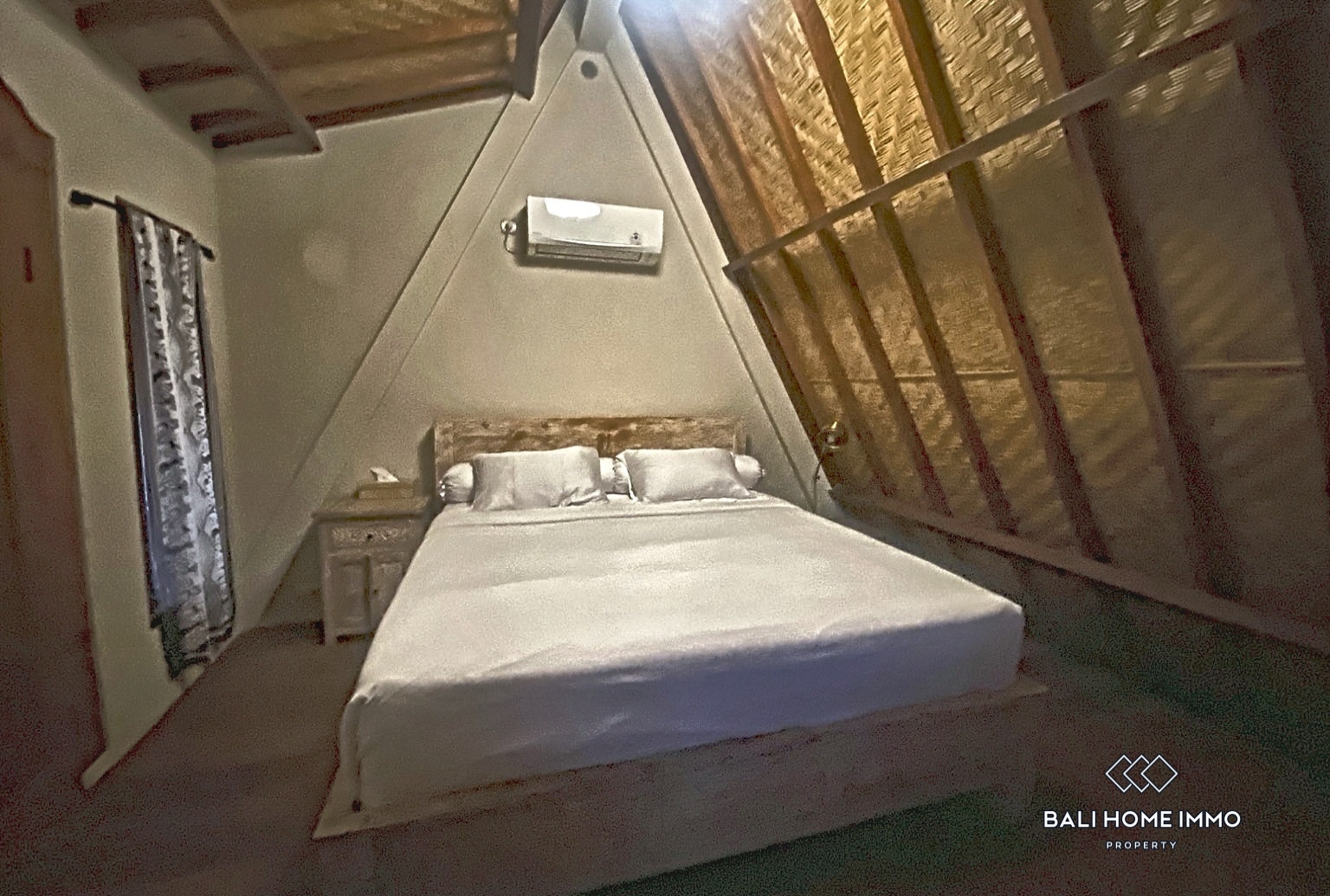 Quiet Place 1 Bedroom Villa for Yearly Rental in Bali Canggu Berawa view 4