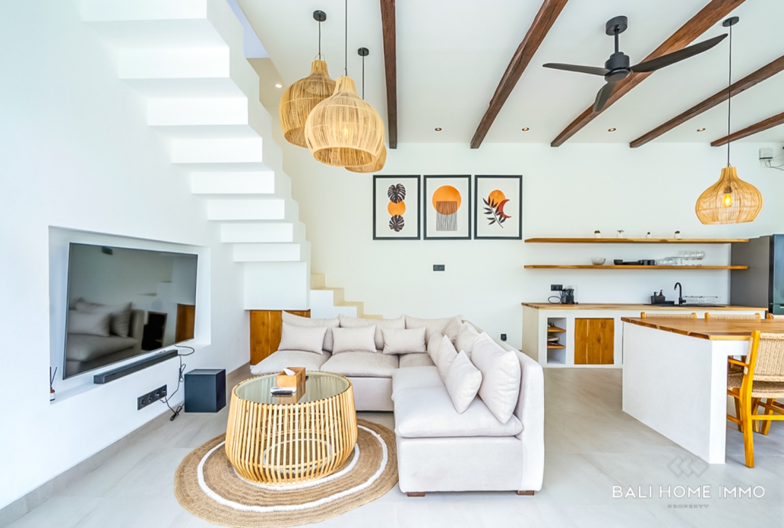 Villa raffinée de 2 chambres à vendre en bail emphytéotique à Bingin view 3