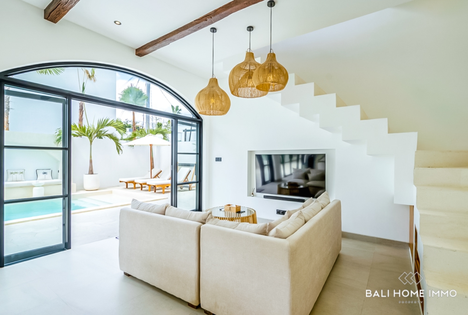 Villa raffinée de 2 chambres à vendre en bail emphytéotique à Bingin view 4